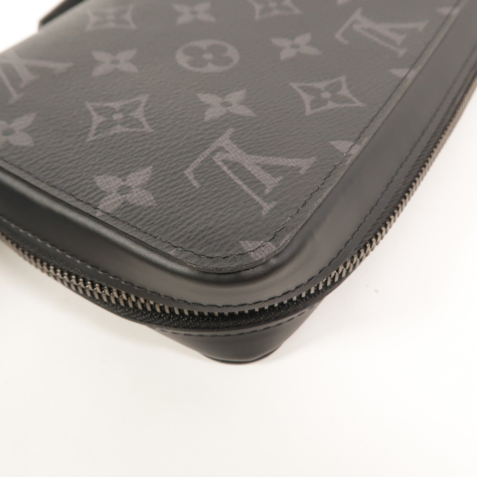 LOUIS VUITTON Monogram Eclipse Zippy XL Wallet長錢包