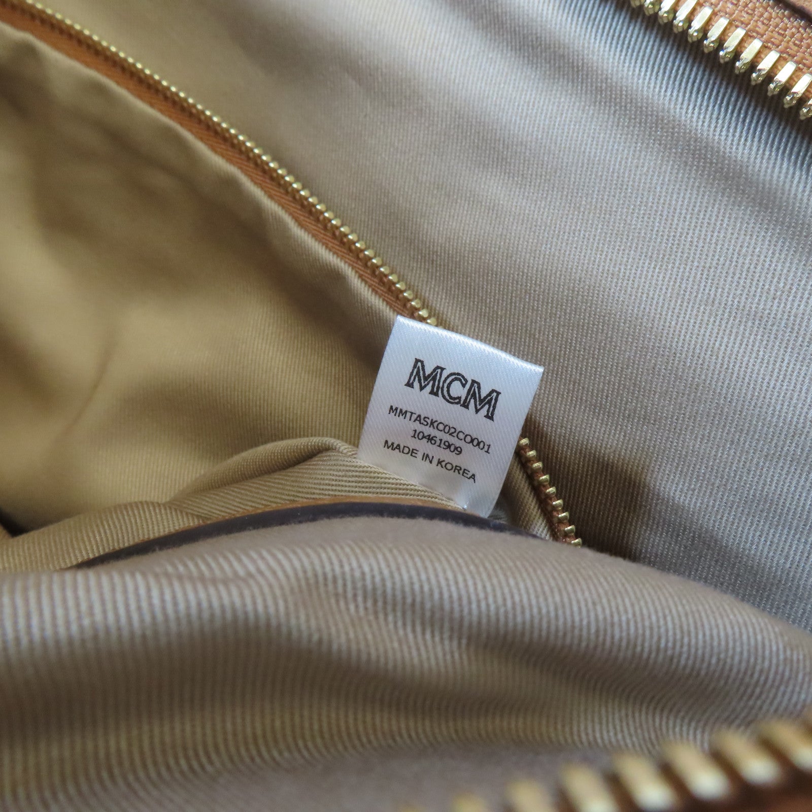 MCM 皮革Tote Bag金扣手挽袋啡色