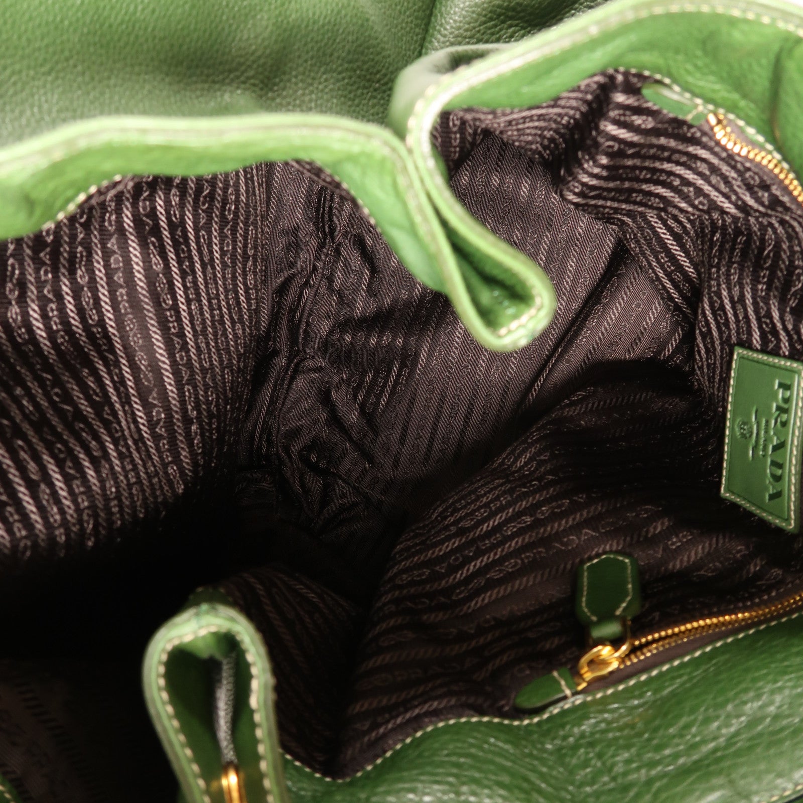 PRADA 牛皮皮革Tote Bag金扣手挽袋
