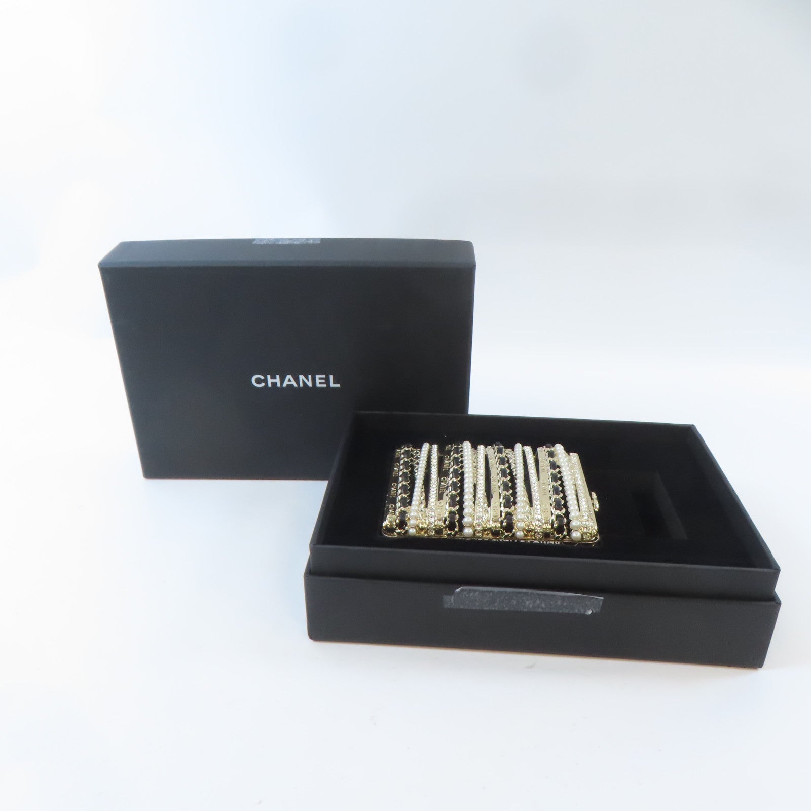 CHANEL 【激減優惠】菱格牛皮皮革/金屬/水晶/PVC Evening Bag金扣肩背袋黑色/金色