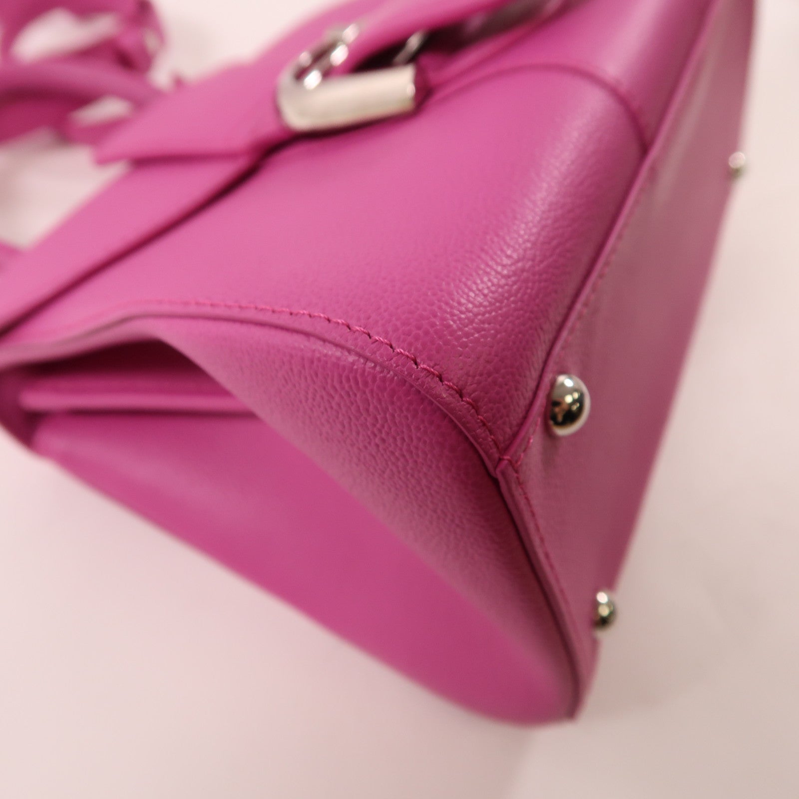Delvaux 牛皮皮革Briliant Mini銀扣手挽肩背兩用袋