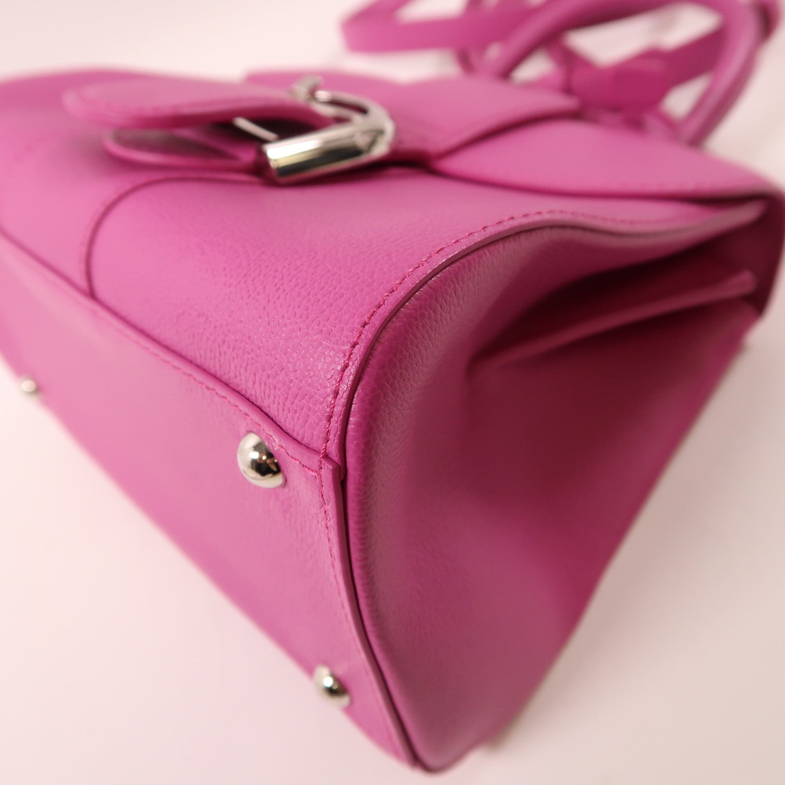 Delvaux 牛皮皮革Briliant Mini銀扣手挽肩背兩用袋