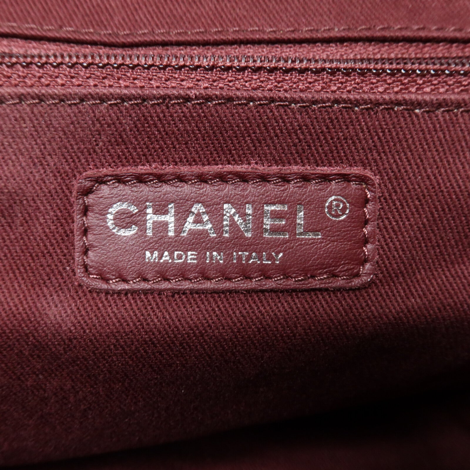 CHANEL 牛皮皮革Chain Shoulder鏈帶肩背袋