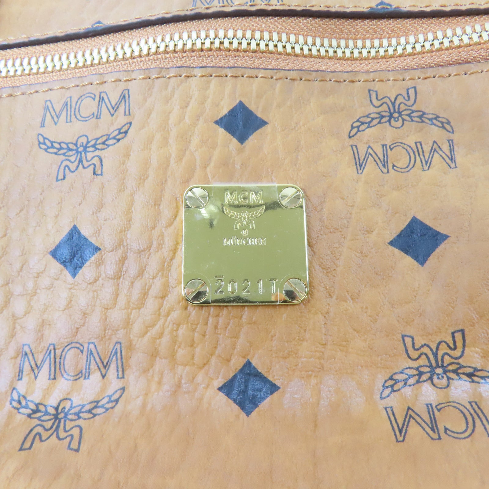 MCM 皮革Tote Bag金扣手挽袋啡色