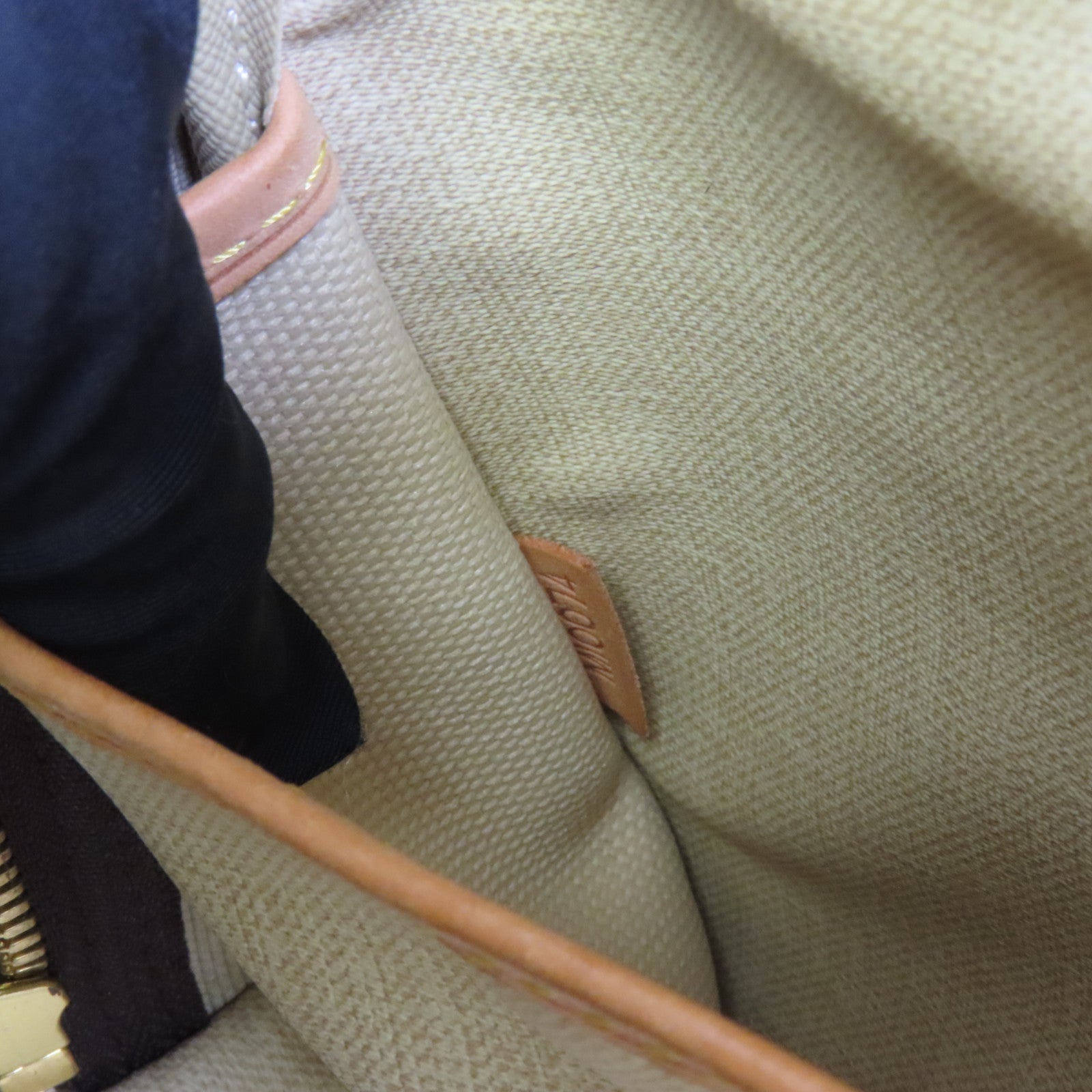 LOUIS VUITTON Monogram Trouville金扣手挽袋