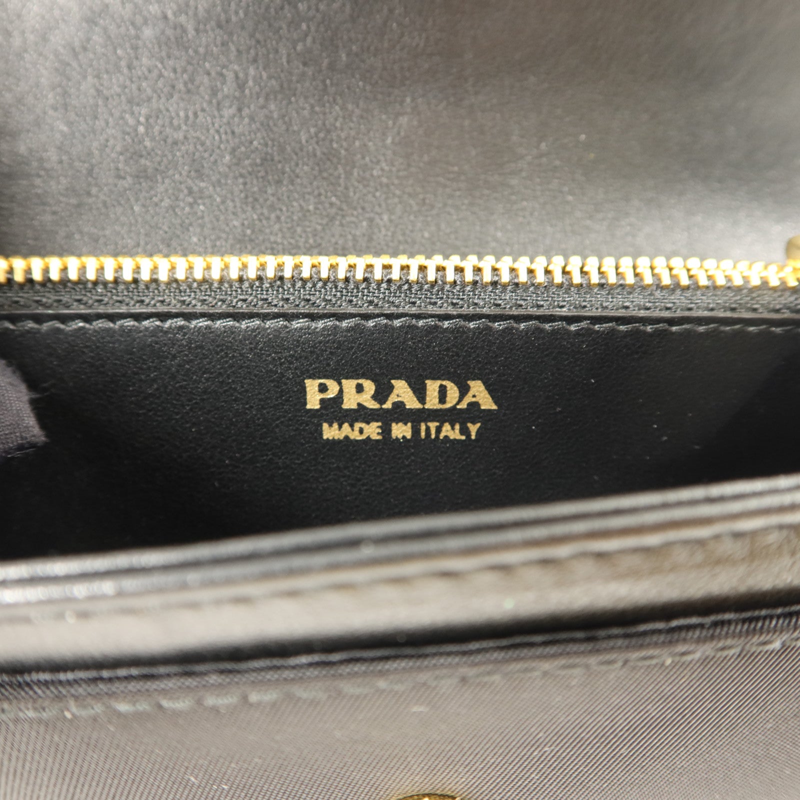 PRADA 牛皮皮革/尼龍Pouch Wallet錢包
