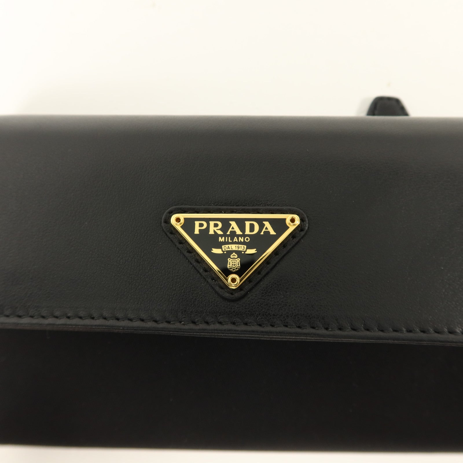 PRADA 牛皮皮革/尼龍Pouch Wallet錢包