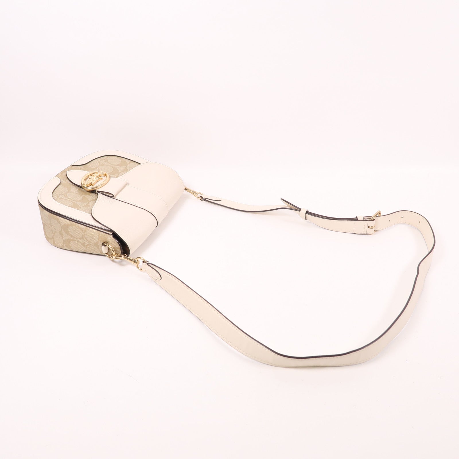 COACH 塗層帆布Georgie Saddle Bag金扣肩背袋
