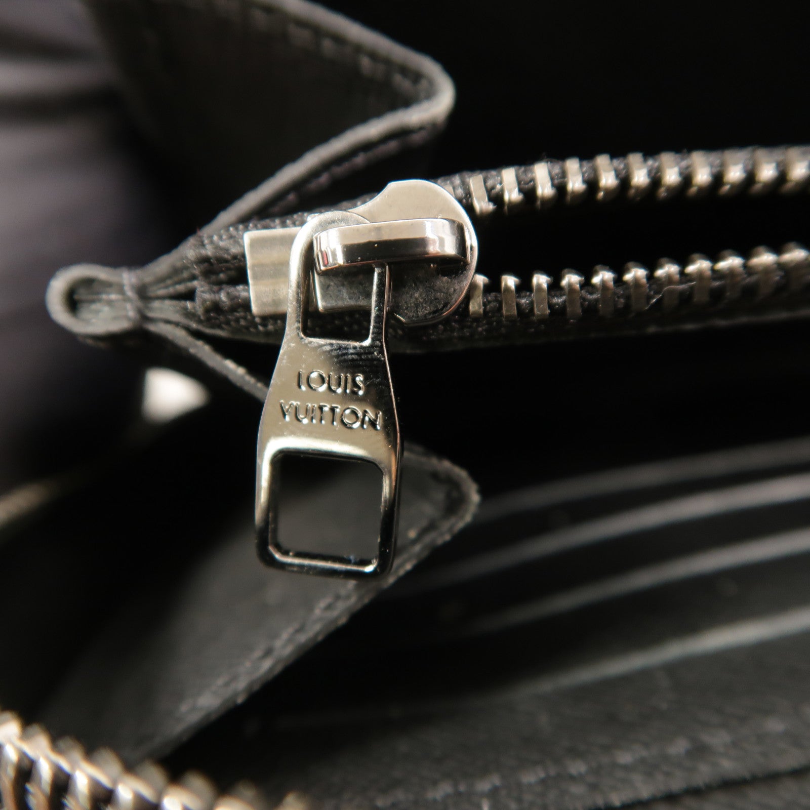 LOUIS VUITTON Monogram Eclipse Zippy XL Wallet長錢包