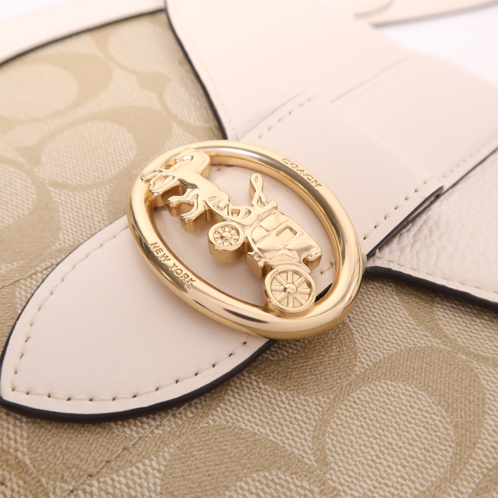 COACH 塗層帆布Georgie Saddle Bag金扣肩背袋