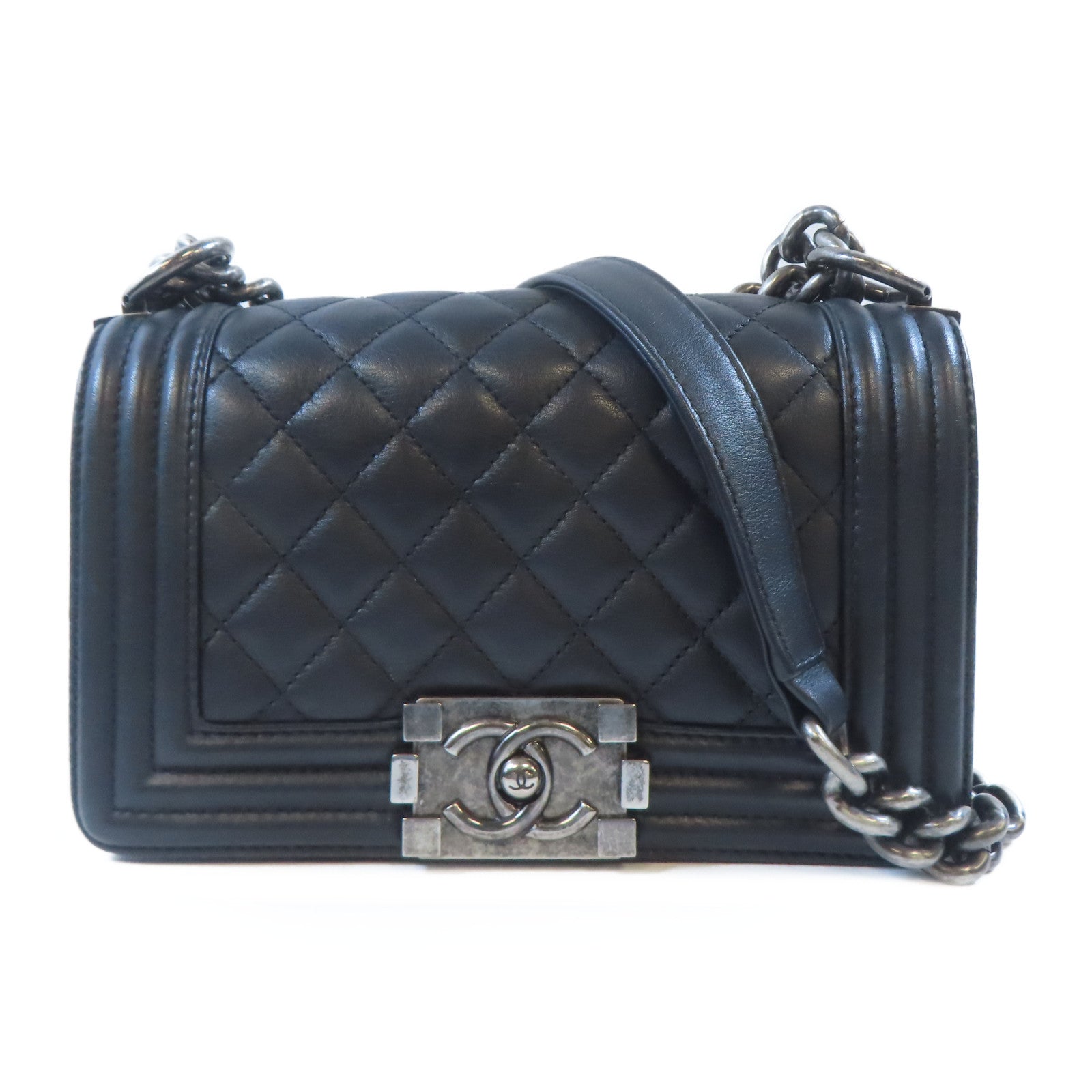 CHANEL 羊皮皮革Boy Chanel鏈帶肩背袋黑色