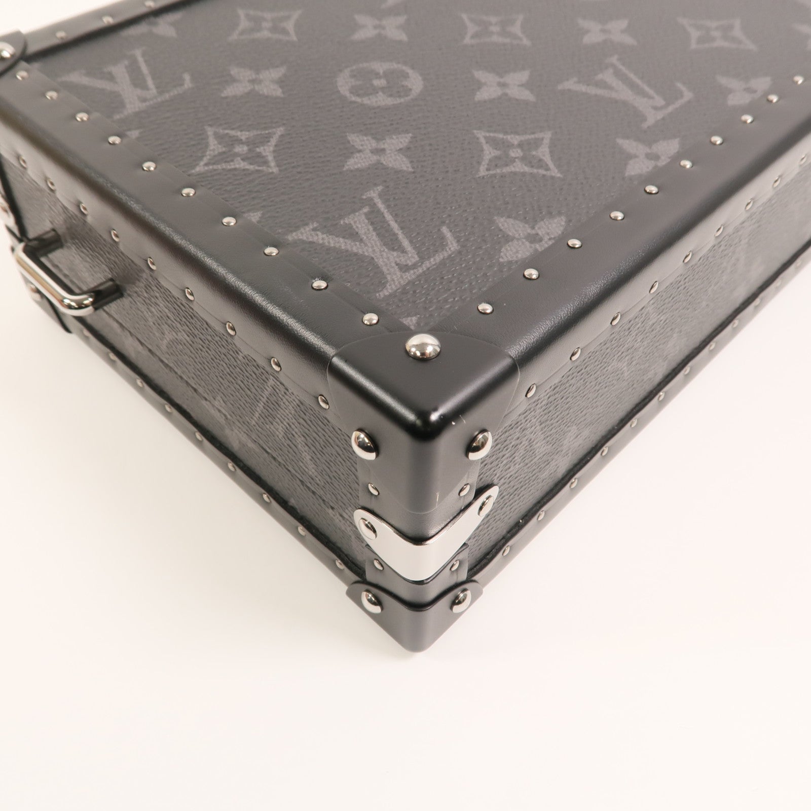 LOUIS VUITTON Monogram Eclipse Clutch Box肩背袋