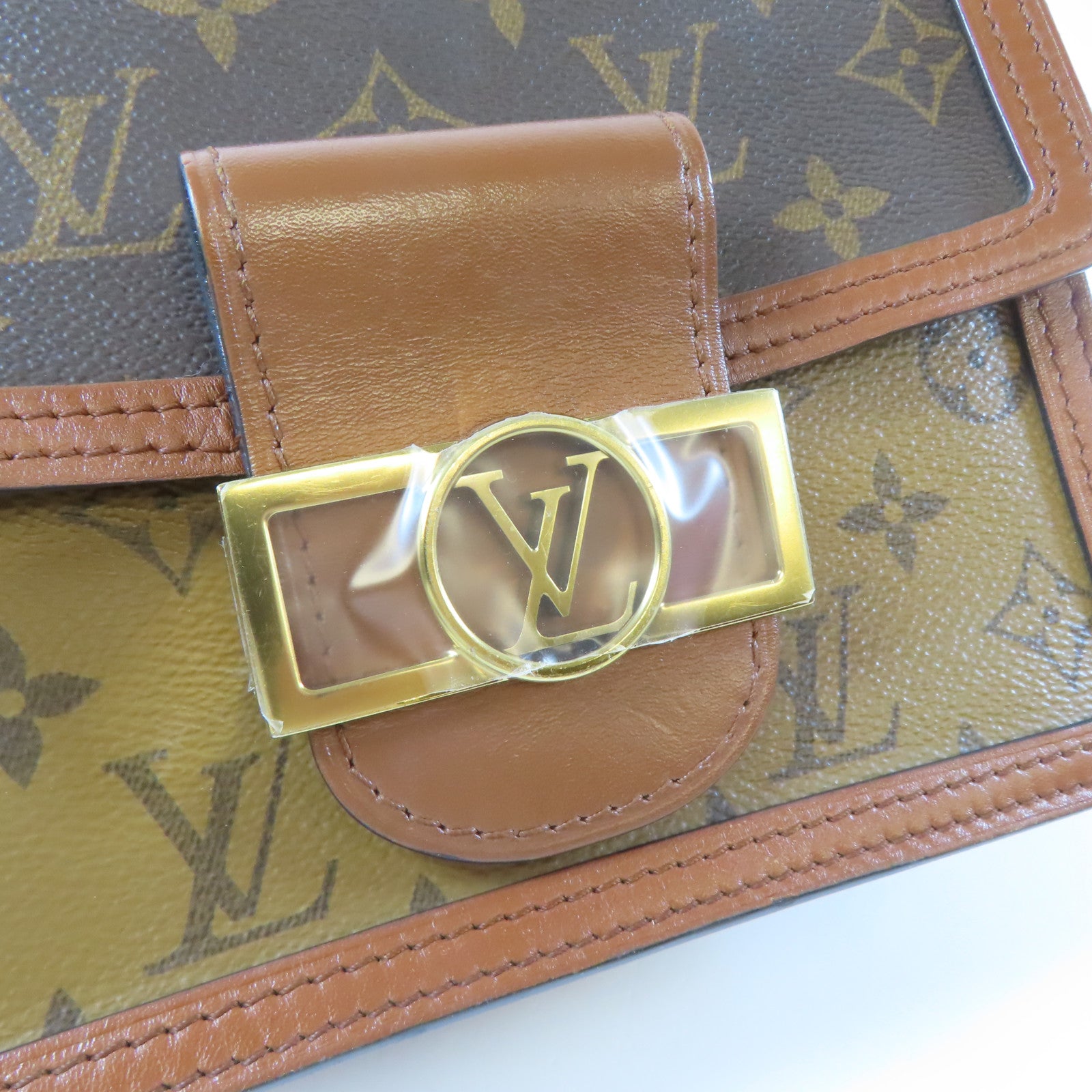 LOUIS VUITTON Monogram Reverse Dauphine金扣肩背袋啡色