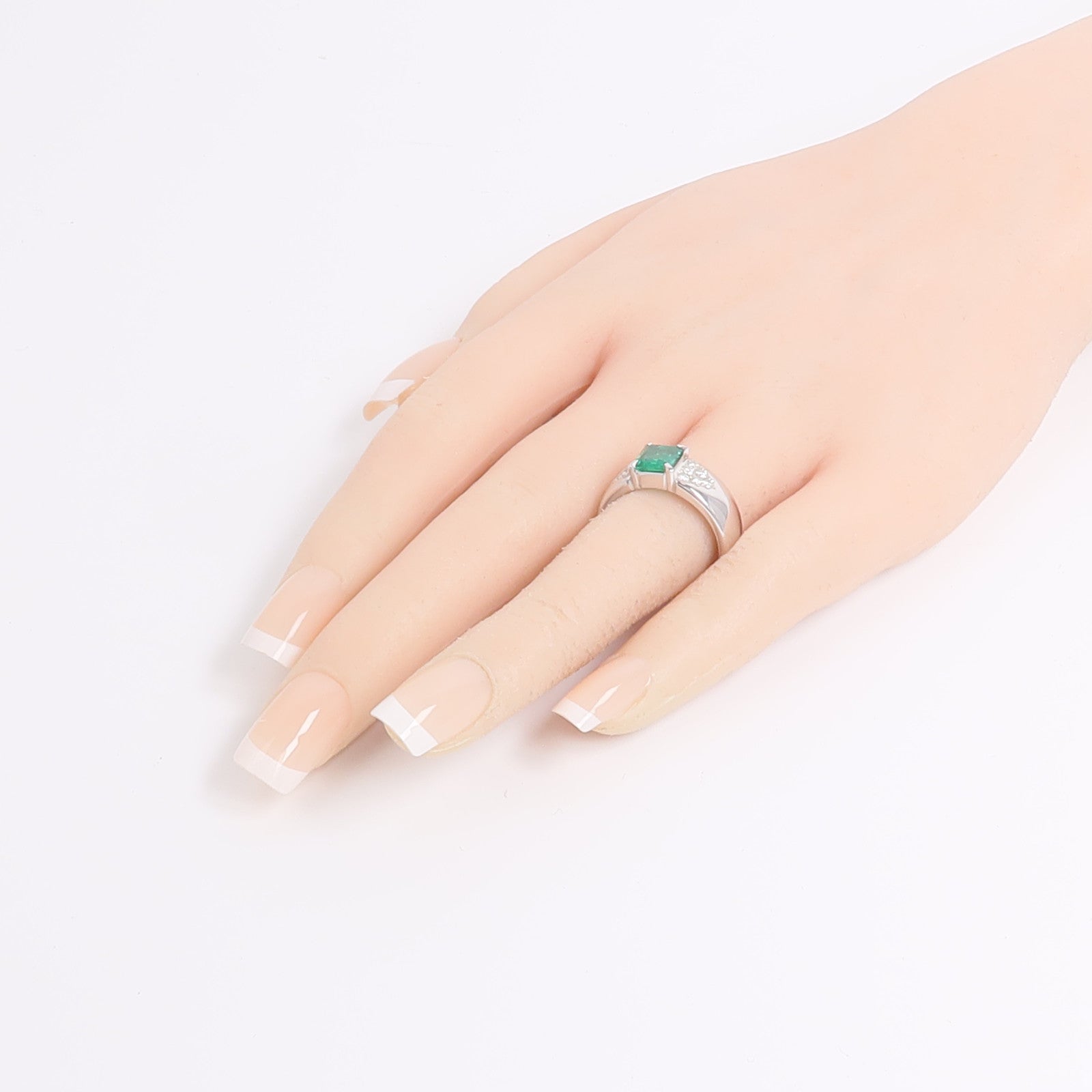 JEWELRY PT900鉑金Emerald Diamond Ring綠寶石/鑽石戒指