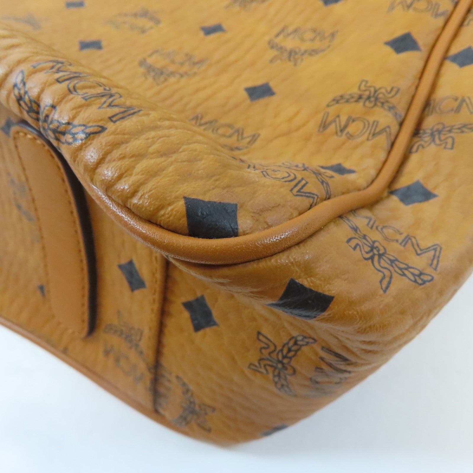 MCM 皮革Tote Bag金扣手挽袋啡色