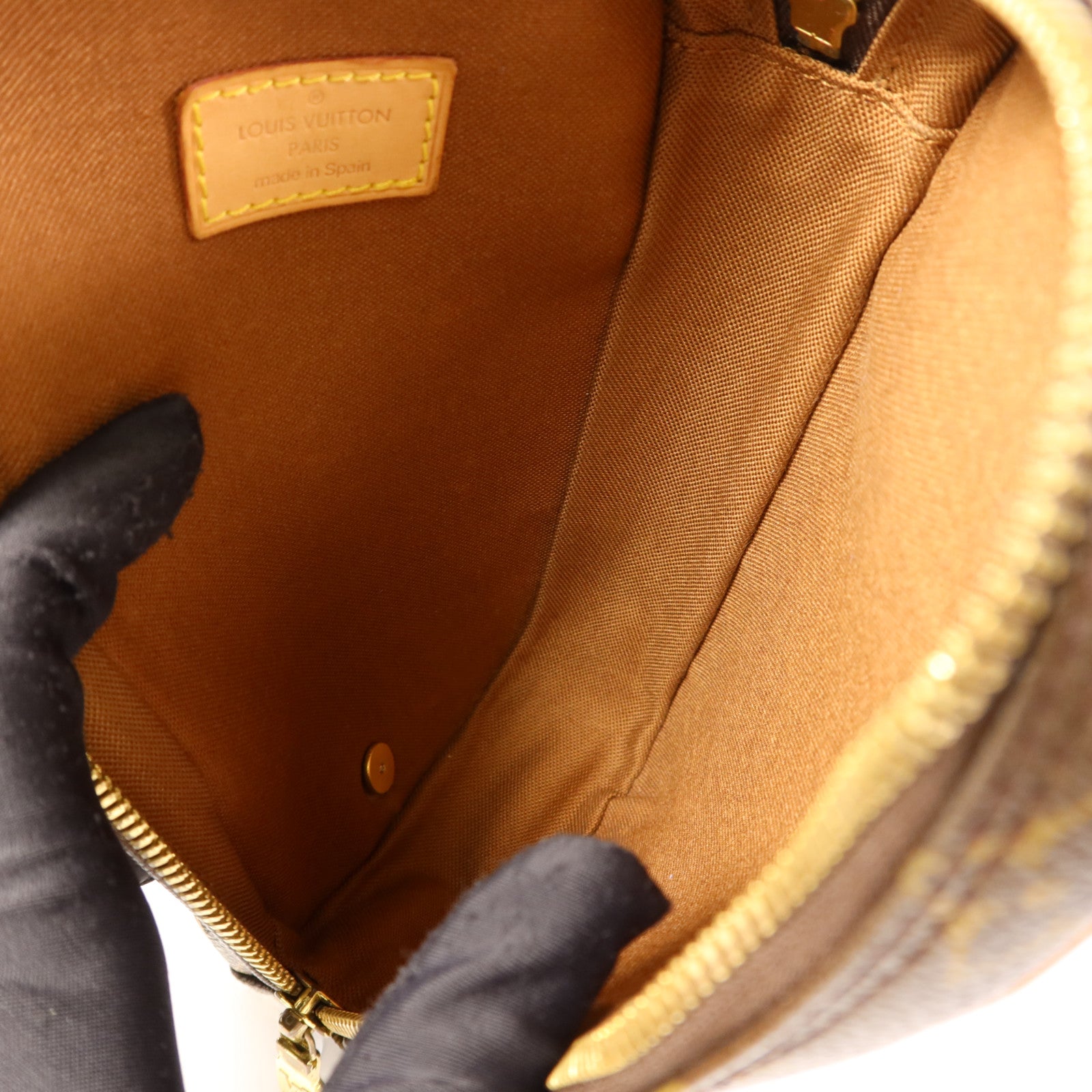 LOUIS VUITTON Monogram Pochette Gange金扣肩背袋