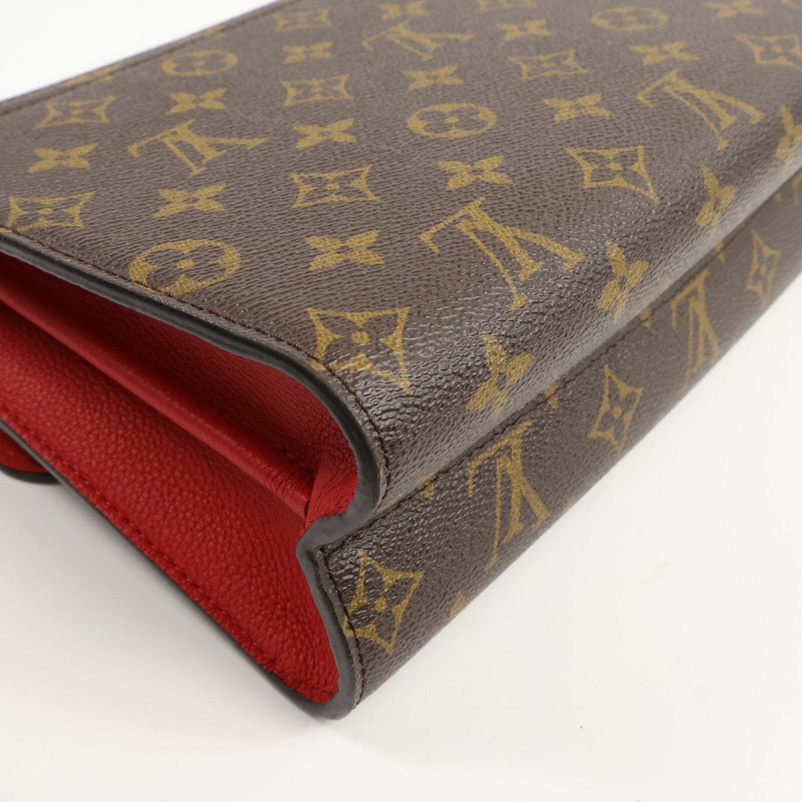 LOUIS VUITTON Monogram Victoire鏈帶肩背袋