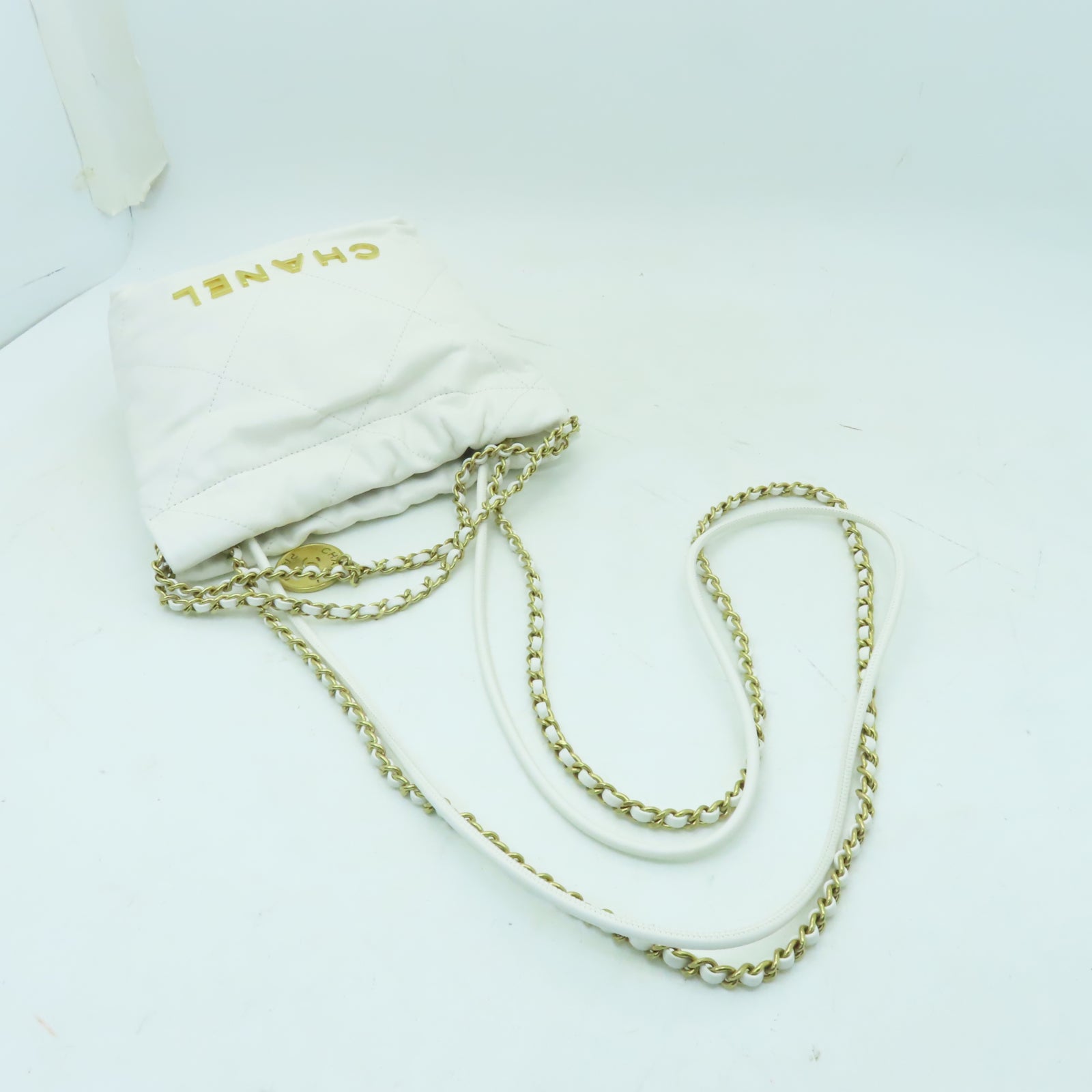 CHANEL 【激減優惠】菱格牛皮皮革22 Mini金扣鏈帶手挽肩背兩用袋白色