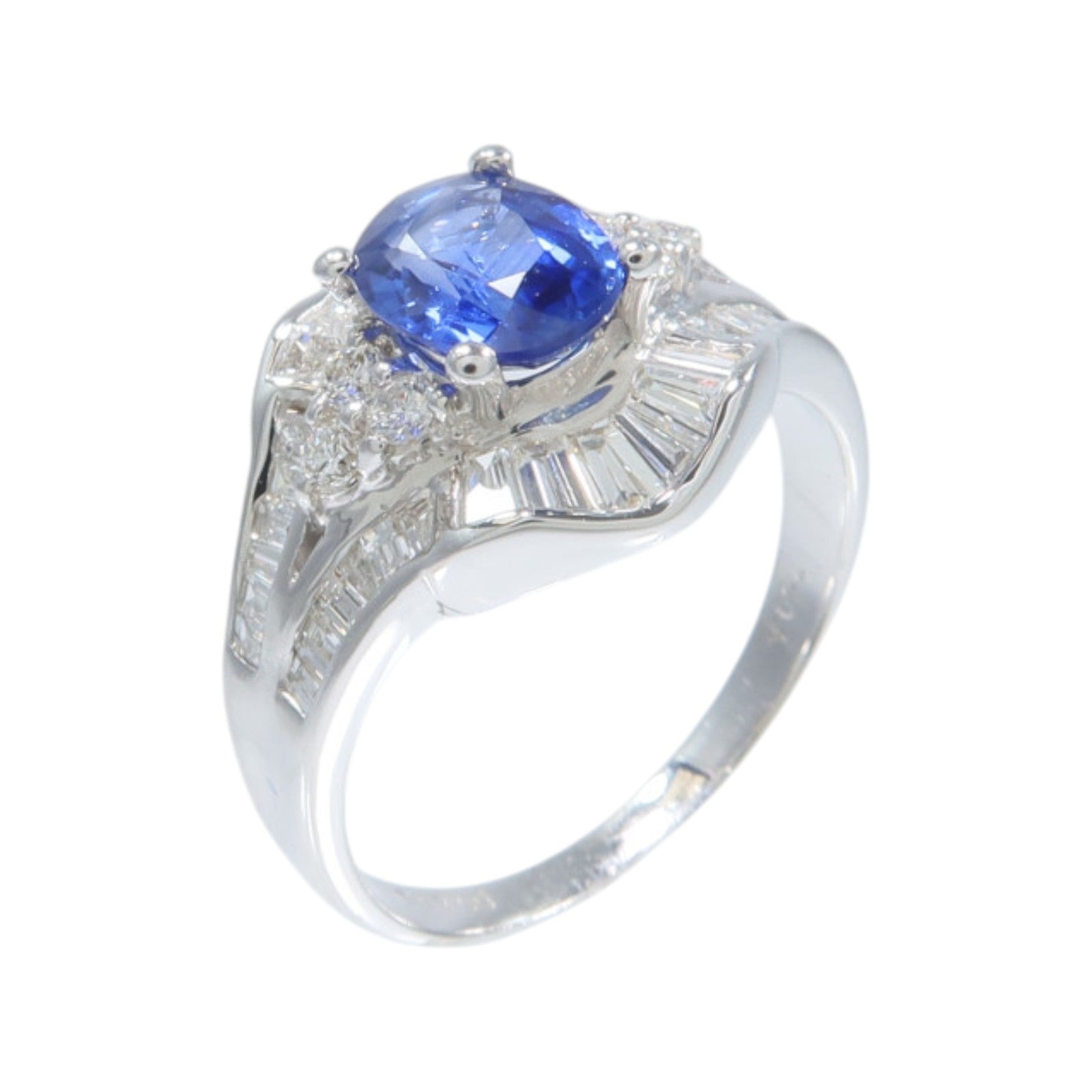 JEWELRY 18K白金Sapphire Diamond Ring藍寶石/鑽石戒指