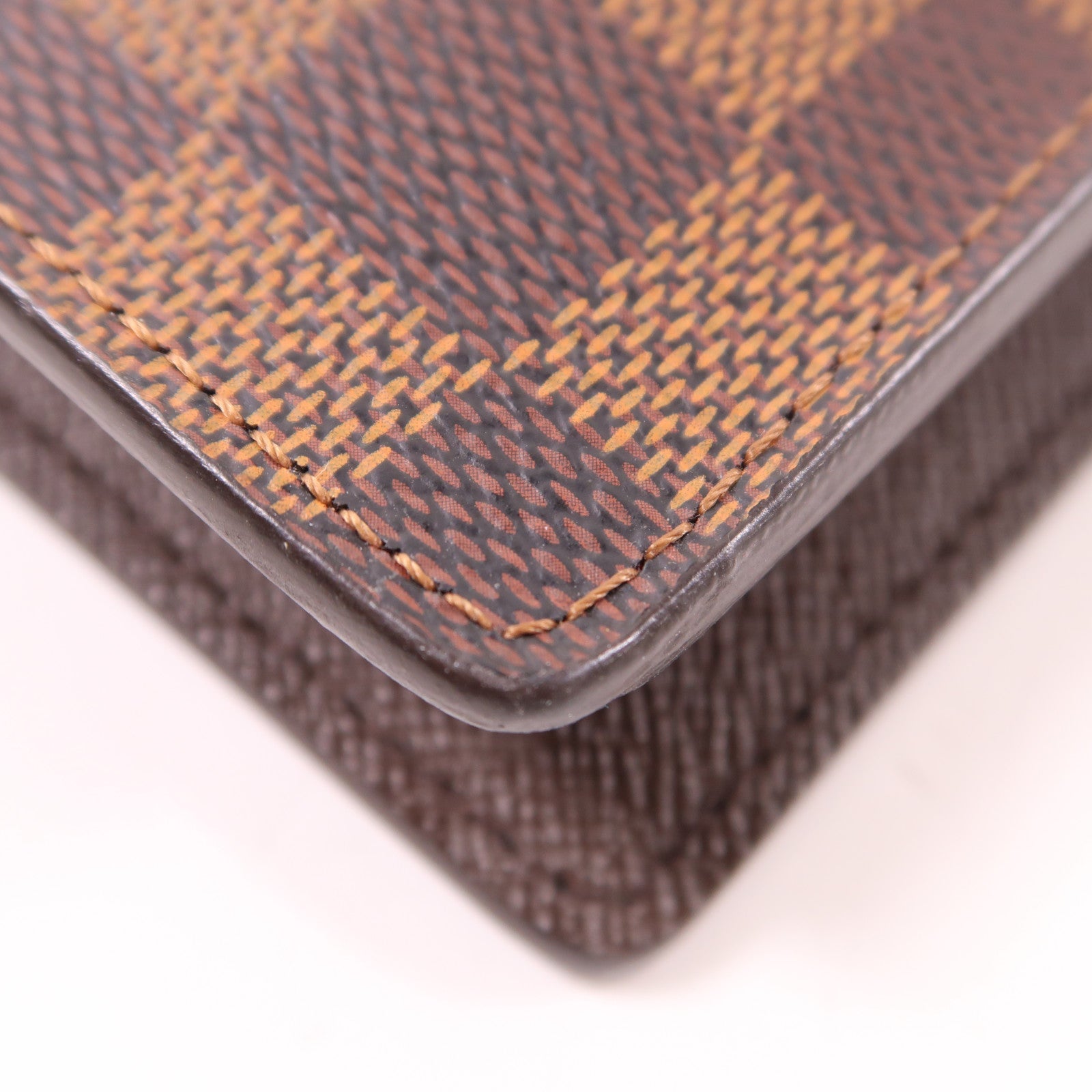 LOUIS VUITTON Damier Portefeuille Brazza金扣長錢包