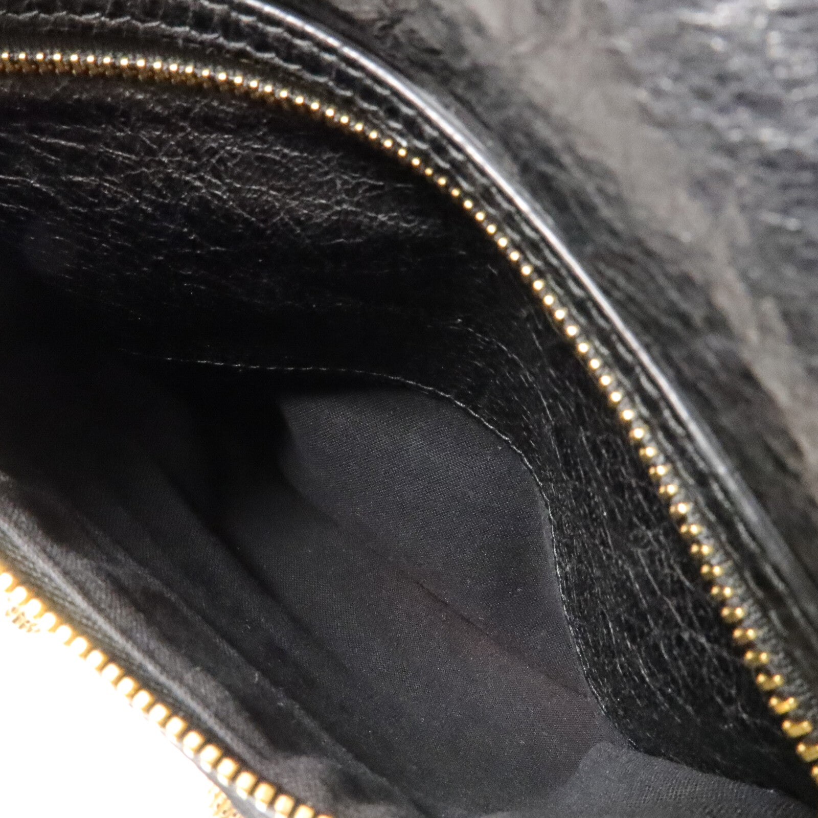 BALENCIAGA 牛皮皮革Clutch手拿包