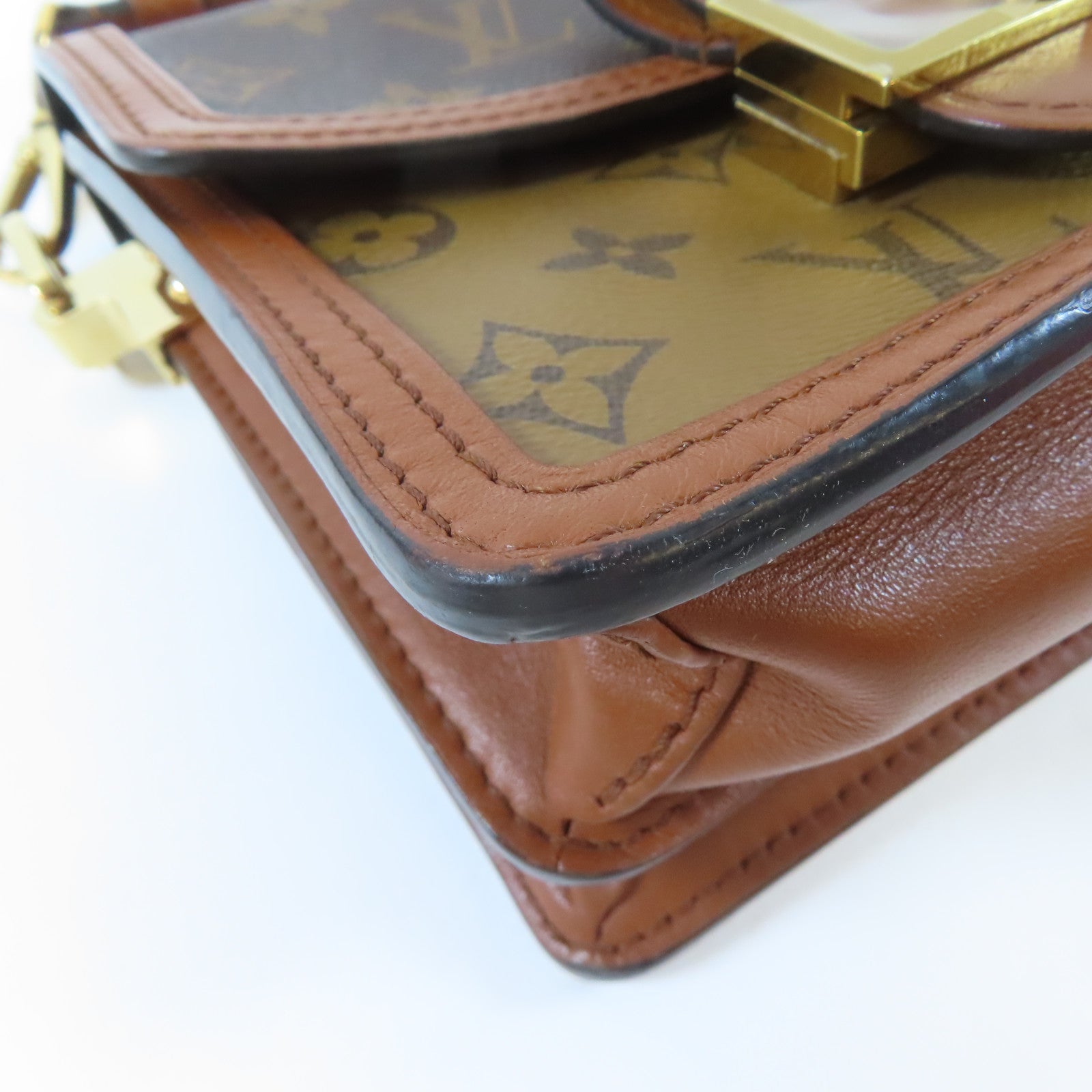 LOUIS VUITTON Monogram Reverse Dauphine金扣肩背袋啡色