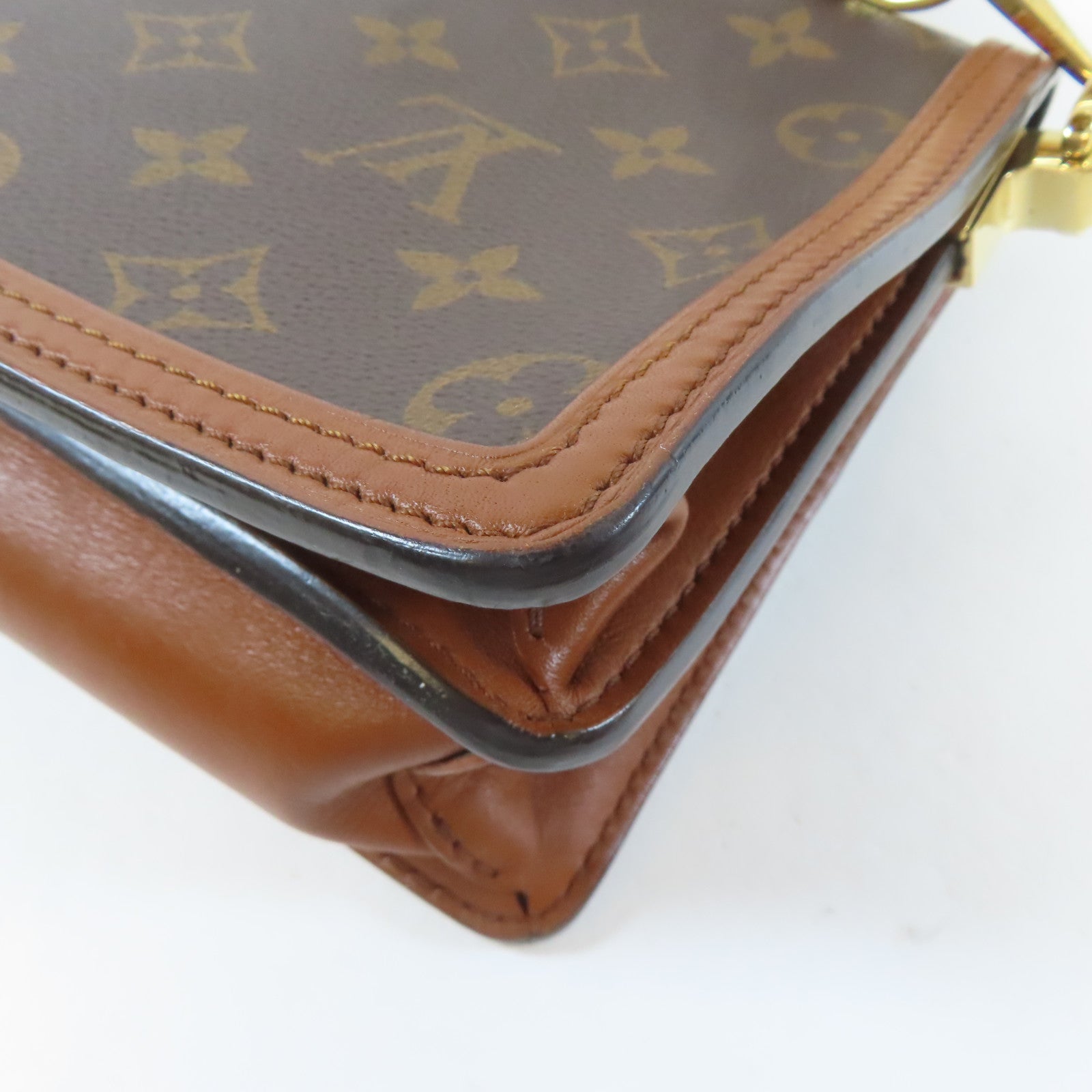 LOUIS VUITTON Monogram Reverse Dauphine金扣肩背袋啡色