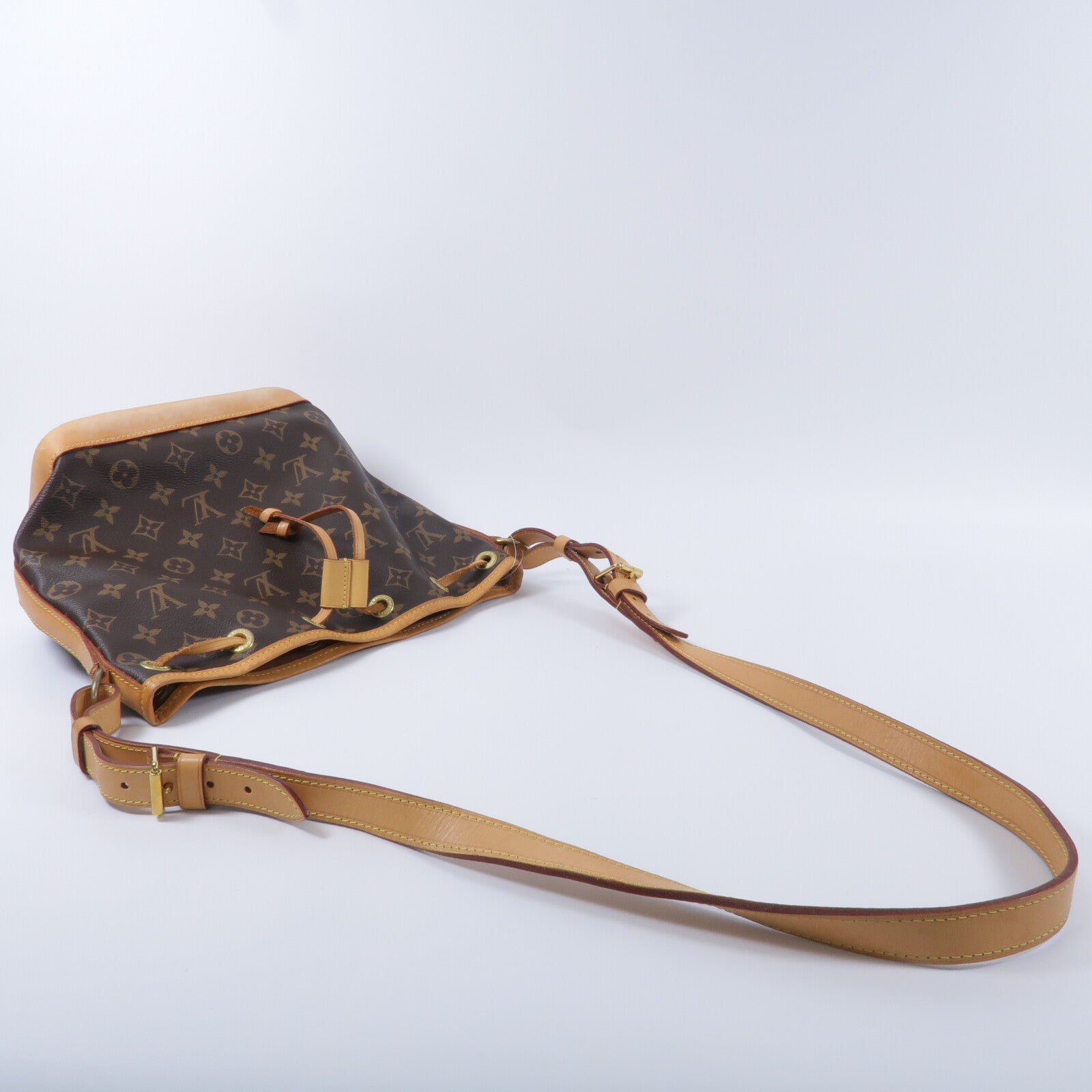 LOUIS VUITTON Monogram Noe BB肩背袋