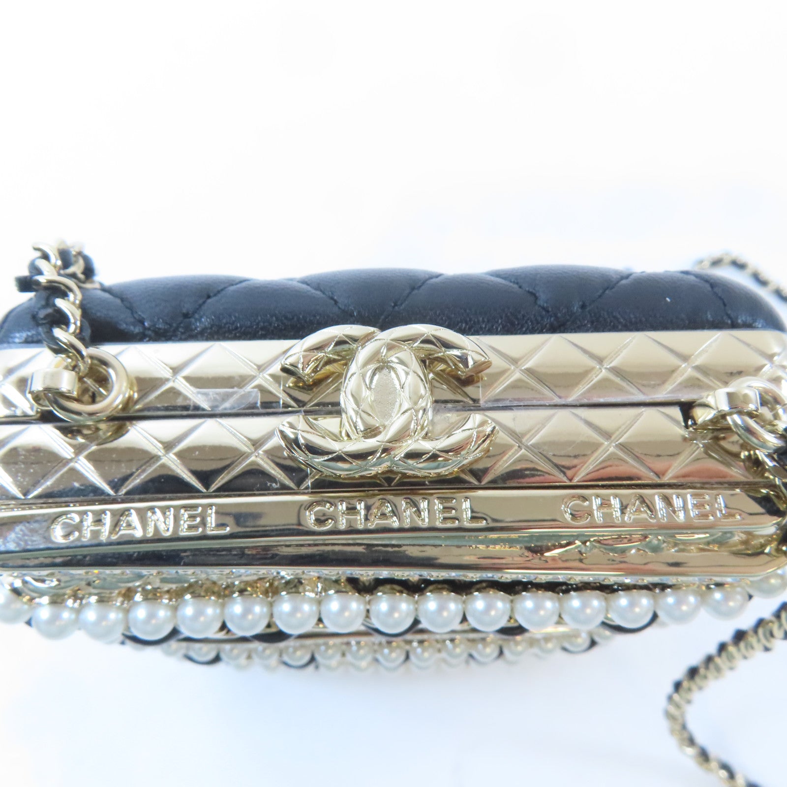 CHANEL 【激減優惠】菱格牛皮皮革/金屬/水晶/PVC Evening Bag金扣肩背袋黑色/金色
