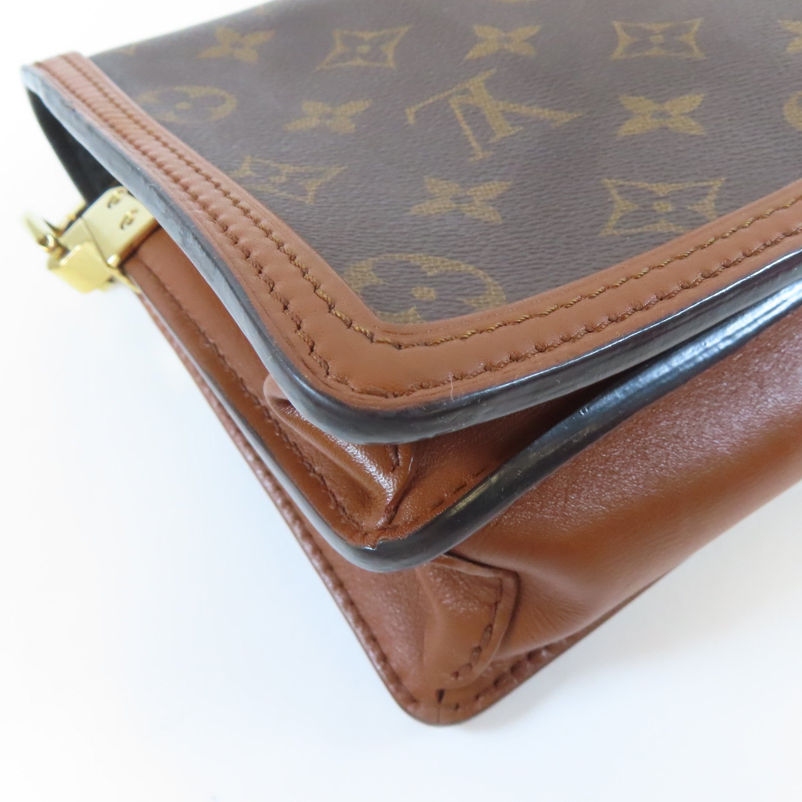 LOUIS VUITTON Monogram Reverse Dauphine金扣肩背袋啡色