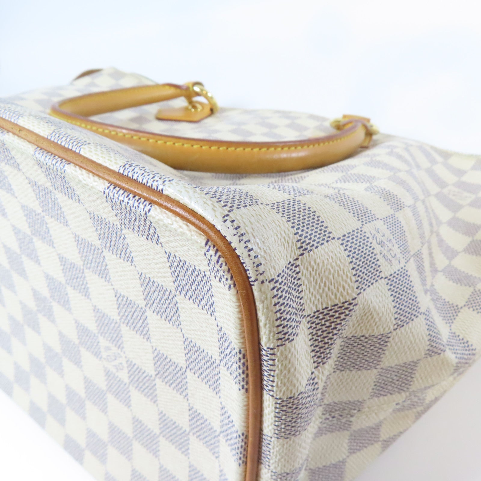 LOUIS VUITTON 【激減優惠】Damier Azur Saleya MM金扣肩背袋白色