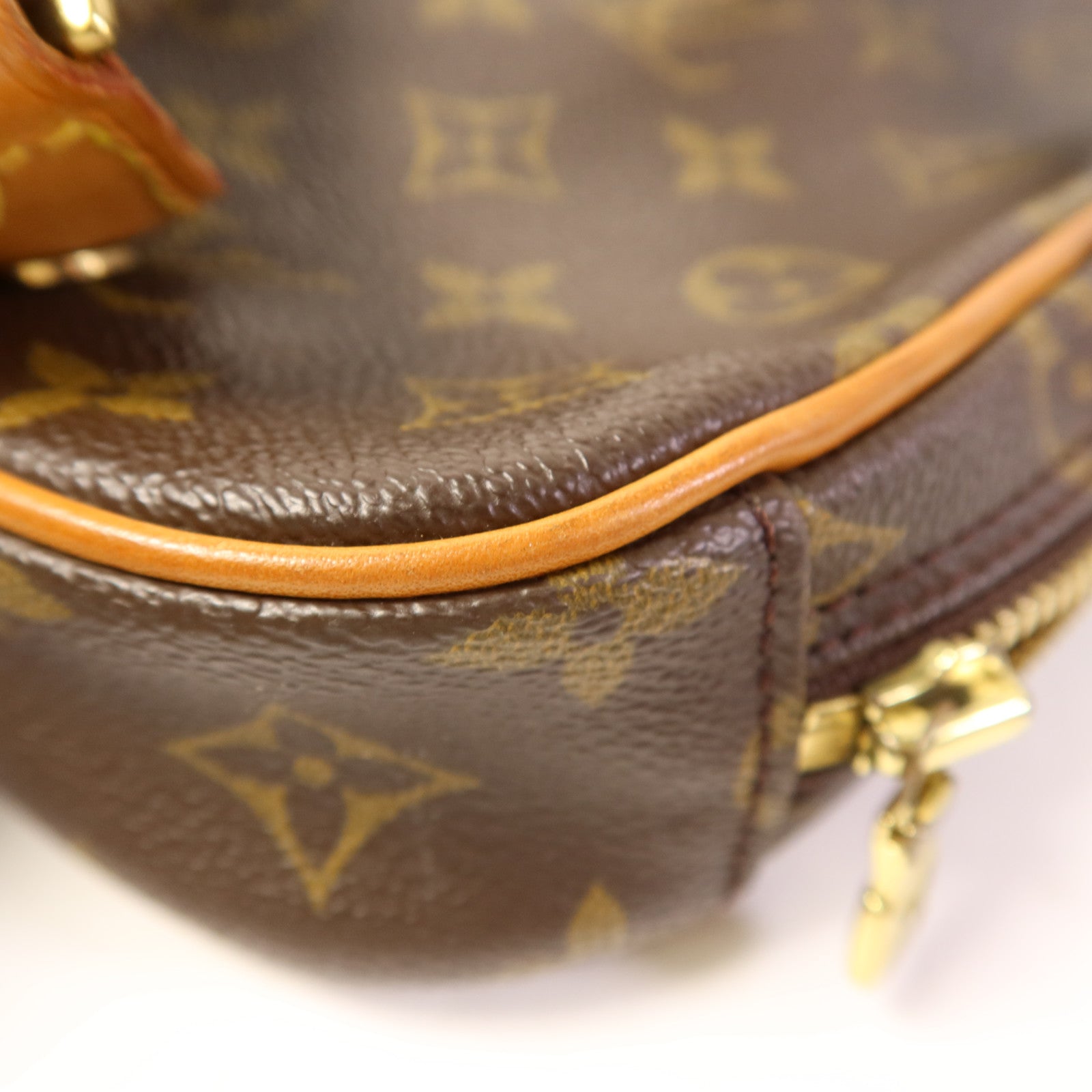 LOUIS VUITTON Monogram Pochette Gange金扣肩背袋