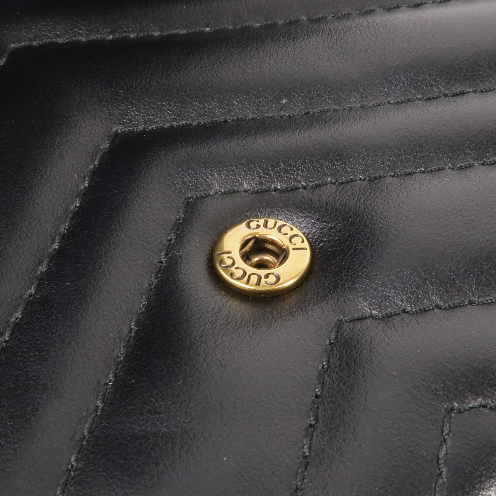 GUCCI 牛皮皮革GG Marmont Chain Wallet金扣鏈帶肩背袋