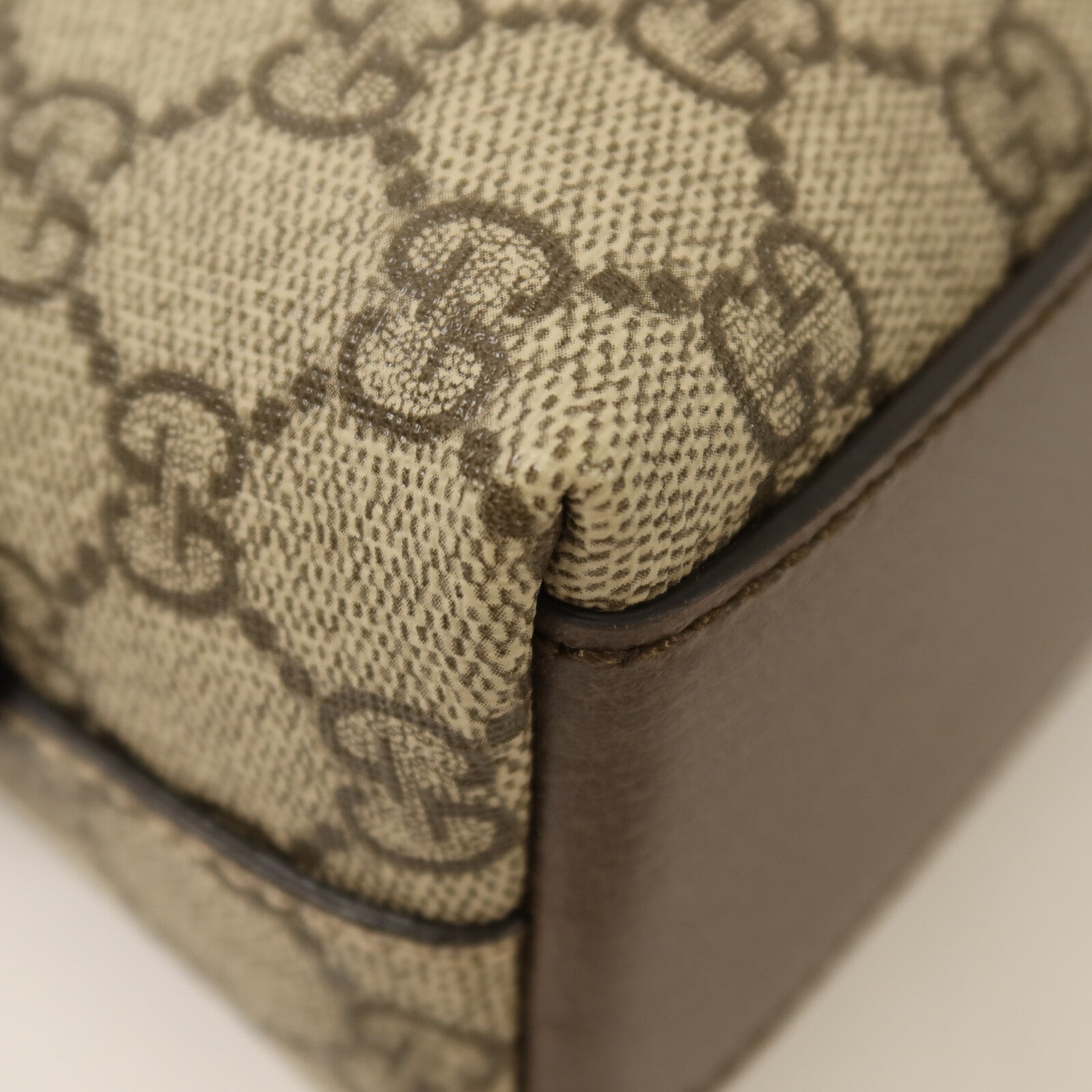 GUCCI 塗層帆布Ophidia GG金扣肩背袋
