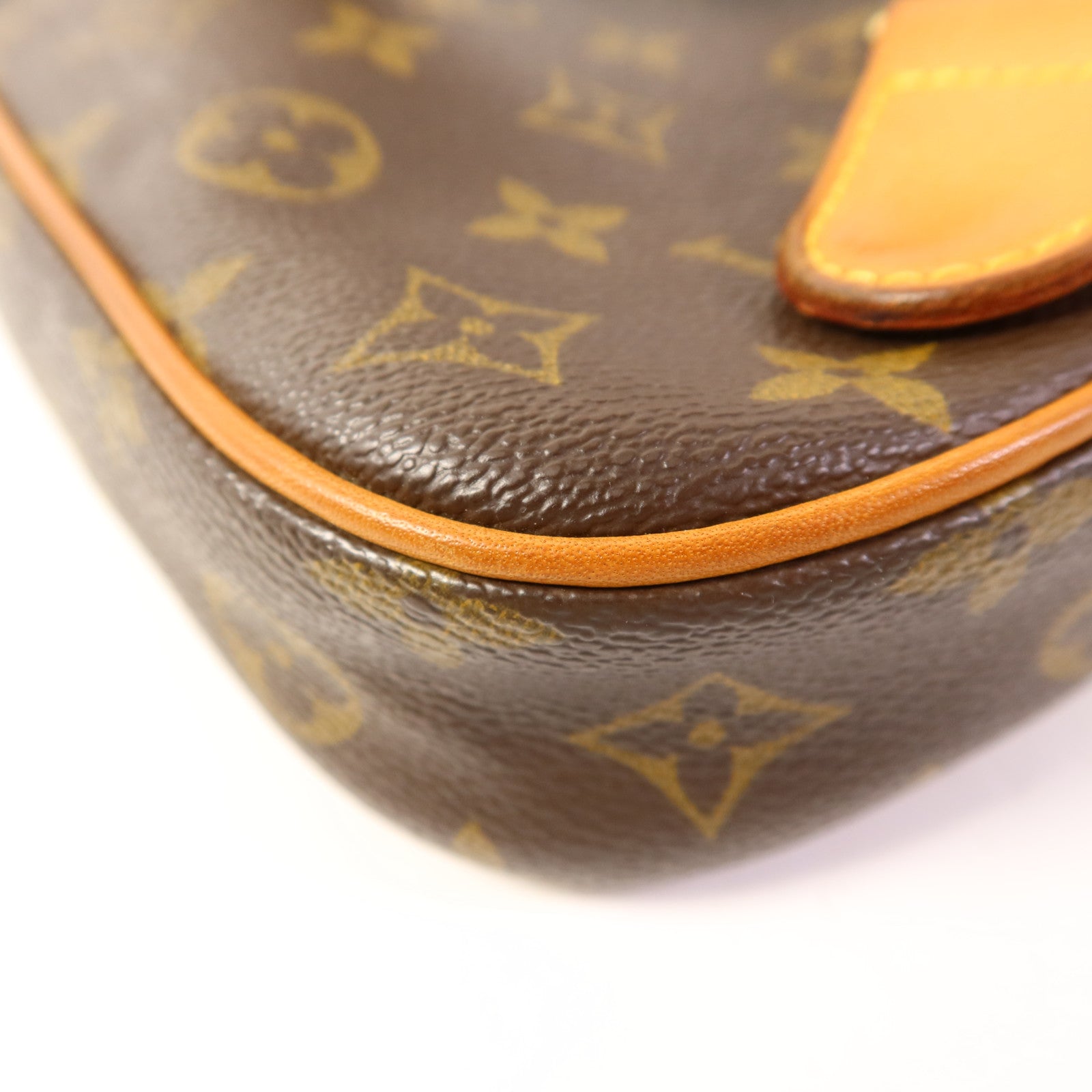 LOUIS VUITTON Monogram Pochette Gange金扣肩背袋