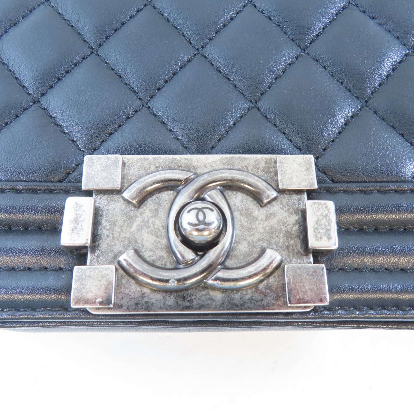 CHANEL 羊皮皮革Boy Chanel鏈帶肩背袋黑色
