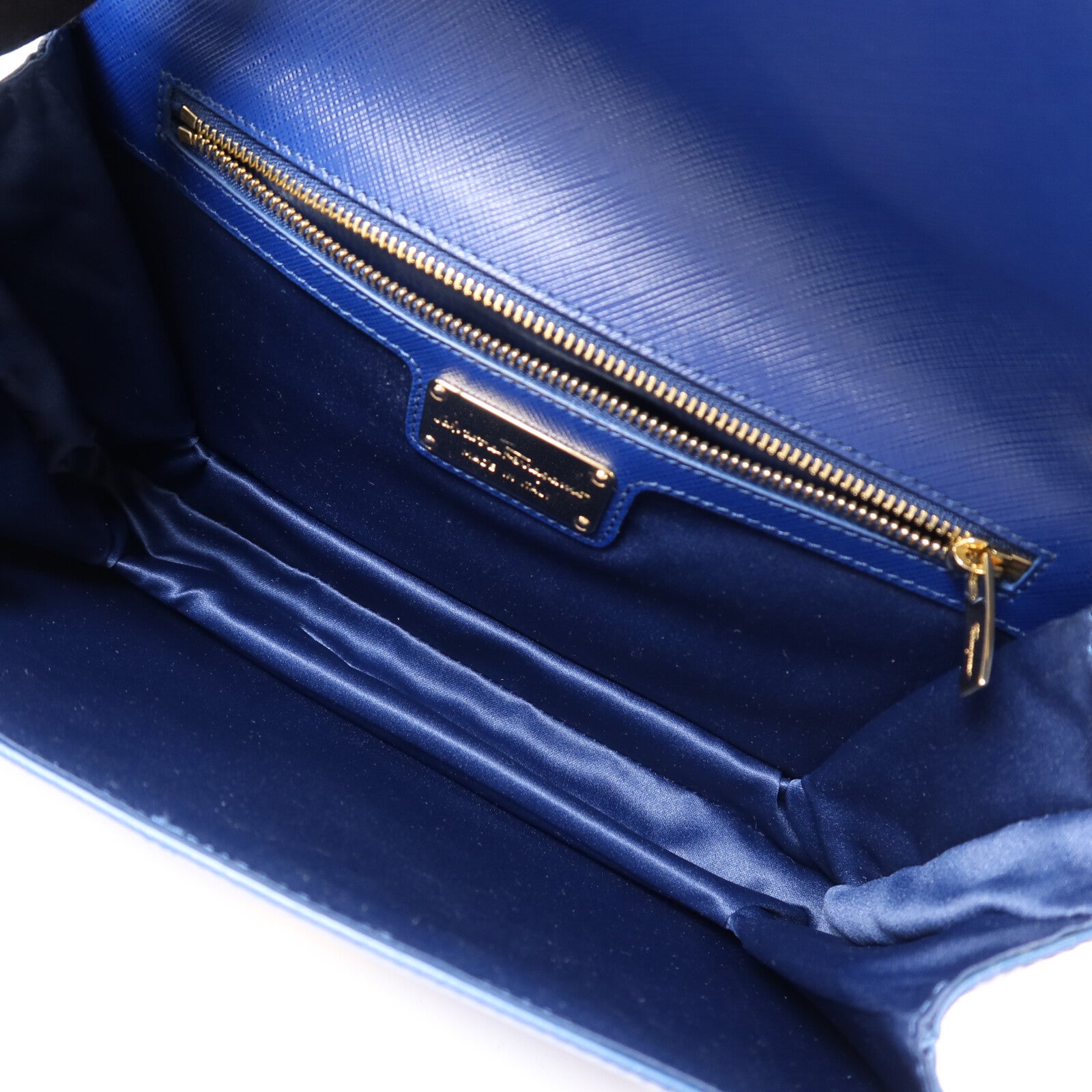 Salvatore Ferragamo 牛皮皮革Vara Gini Chain Shoulder金扣鏈帶肩背袋