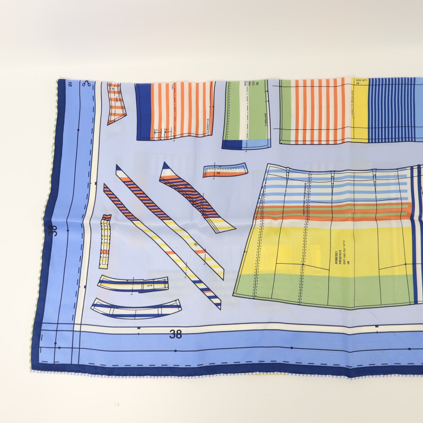 HERMES 絲質Scarf絲巾