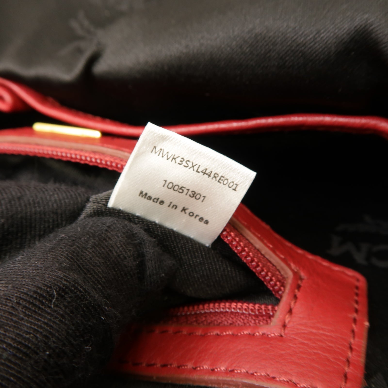 MCM 珠片Backpack金扣背包紅色