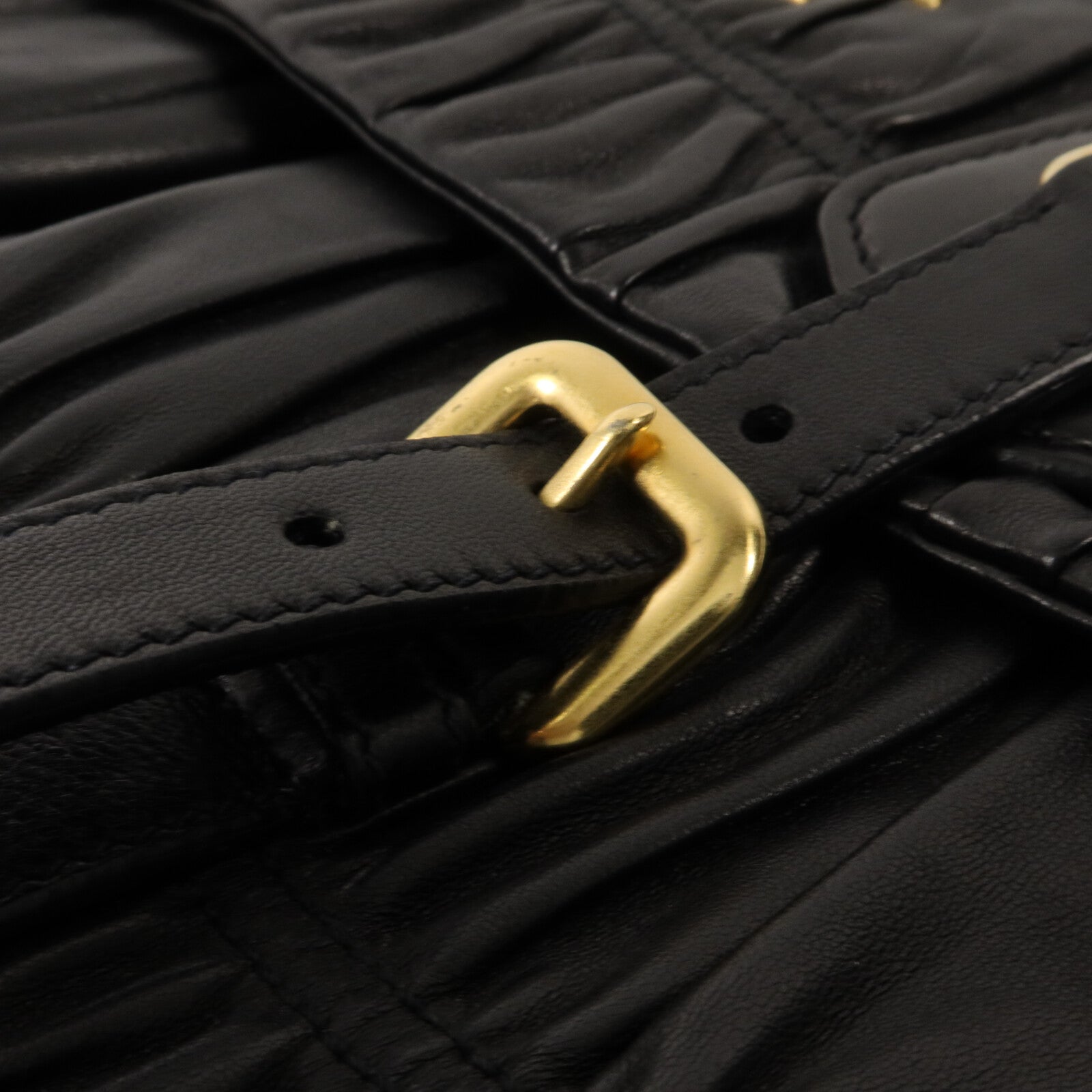 PRADA 牛皮皮革Gaufre Messenger Bag肩背袋