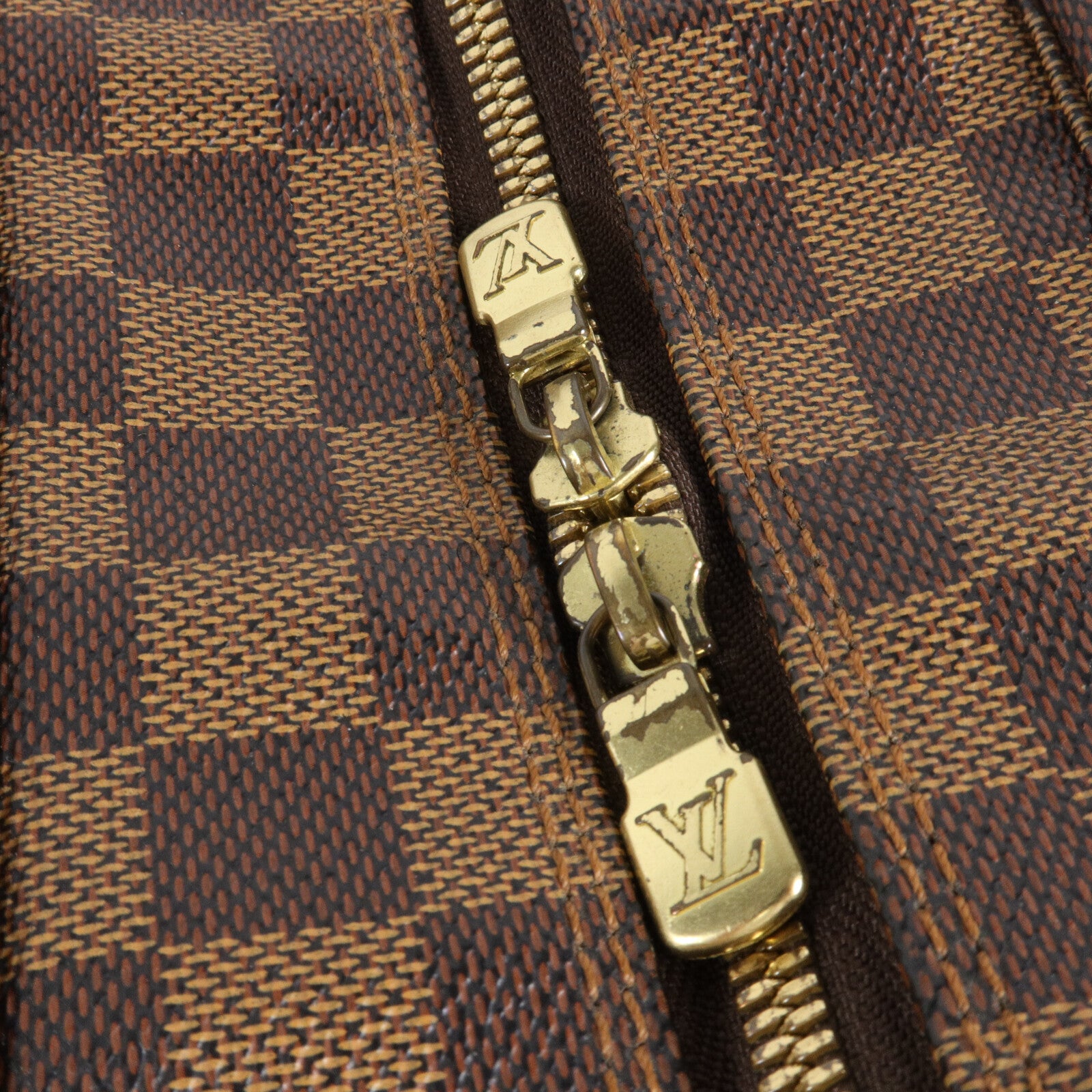 LOUIS VUITTON Damier Naviglio肩背袋