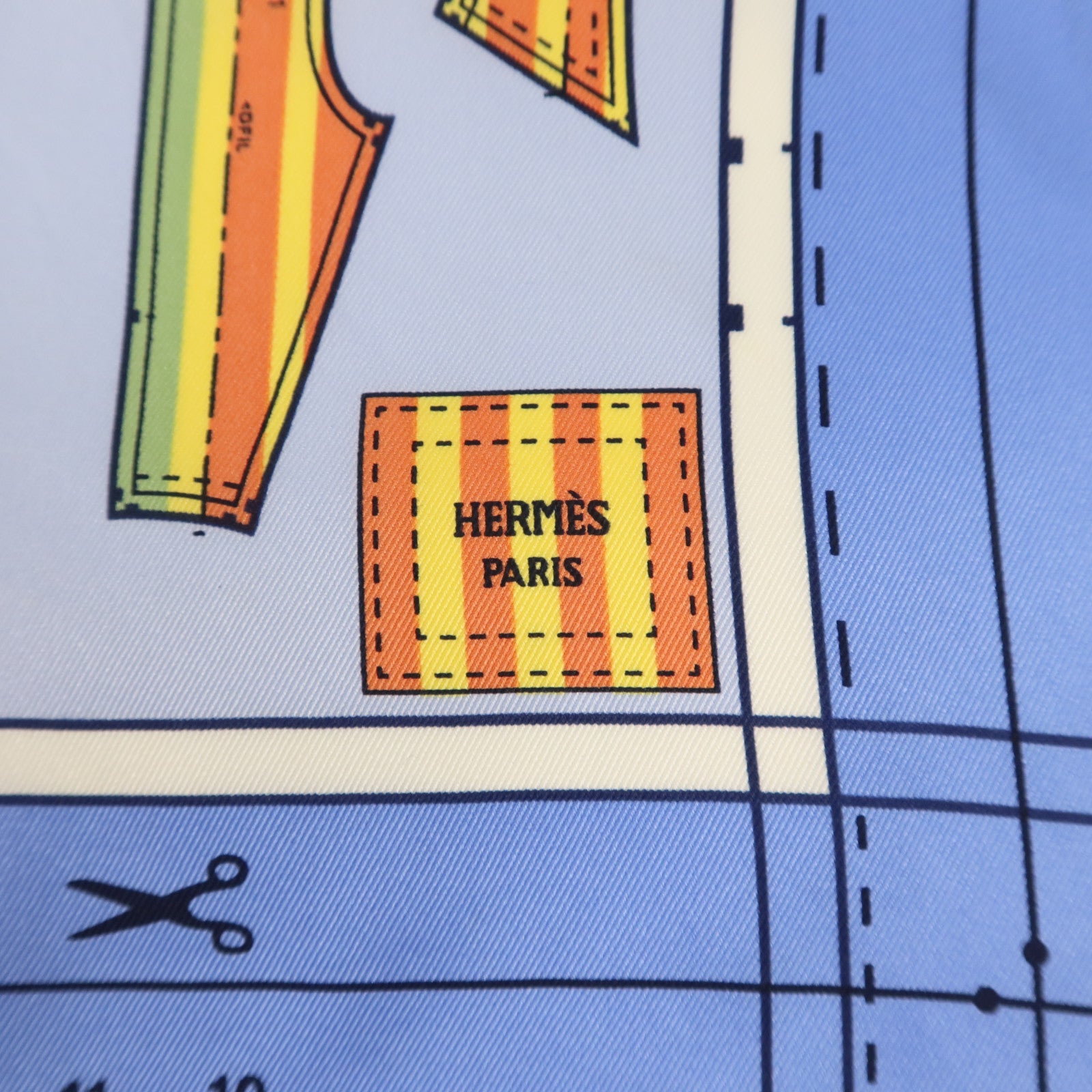 HERMES 絲質Scarf絲巾