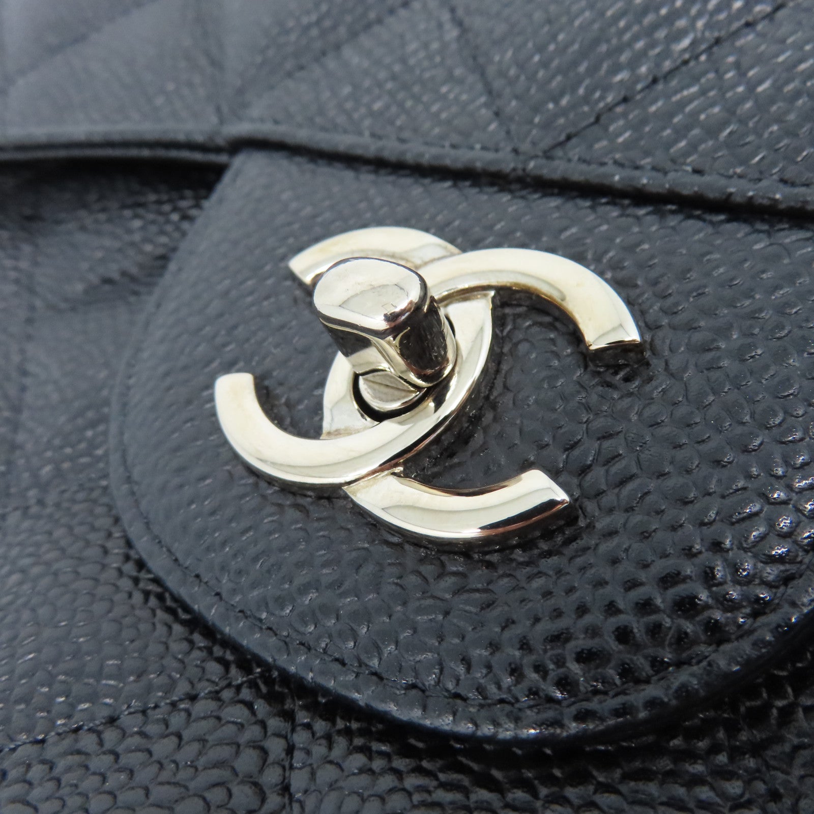 CHANEL 【清倉大減價】菱格Caviar皮革Chain Shoulder金扣鏈帶肩背袋黑色