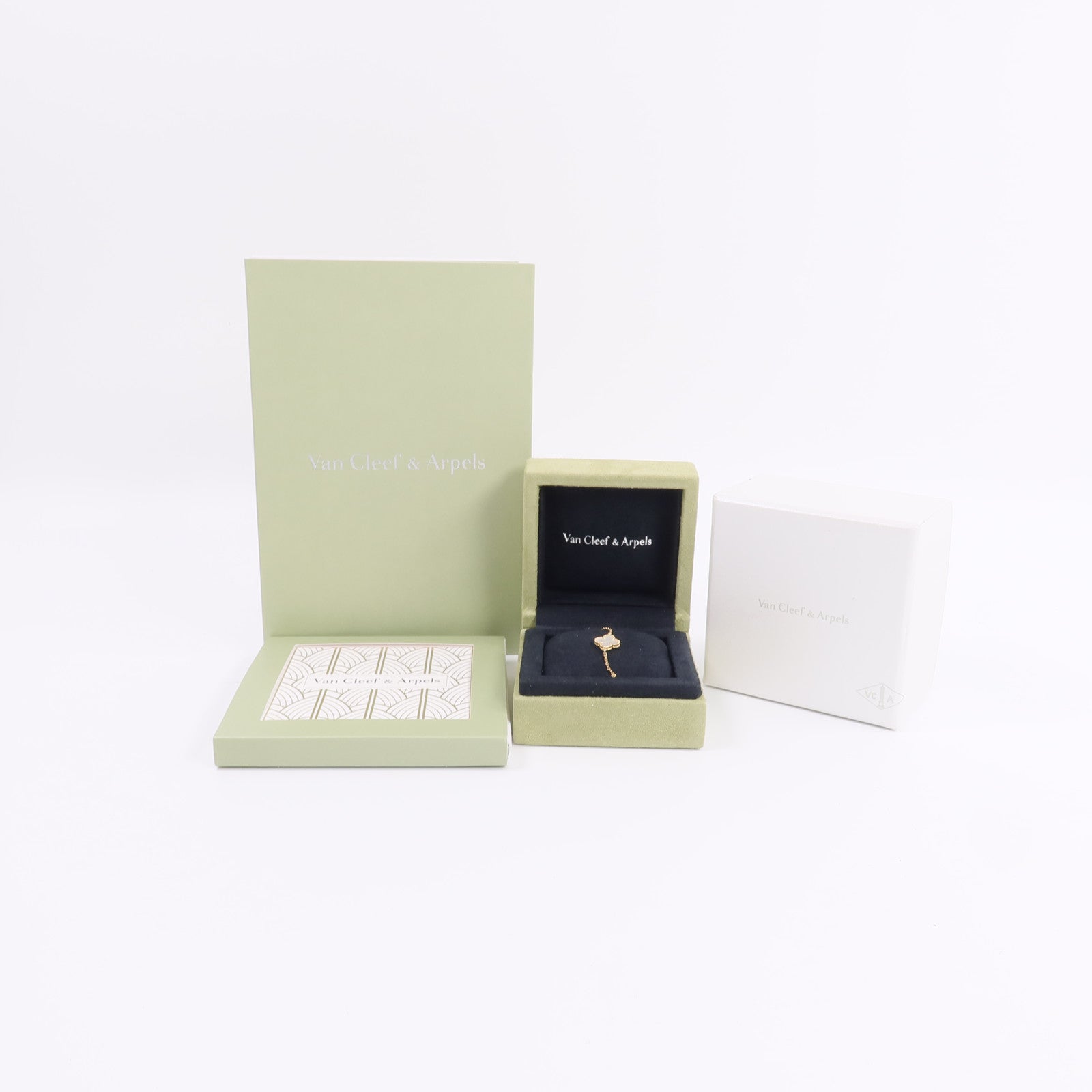 Van Cleef & Arpels 18K黃金/珍珠母貝Sweet Alhambra手鏈
