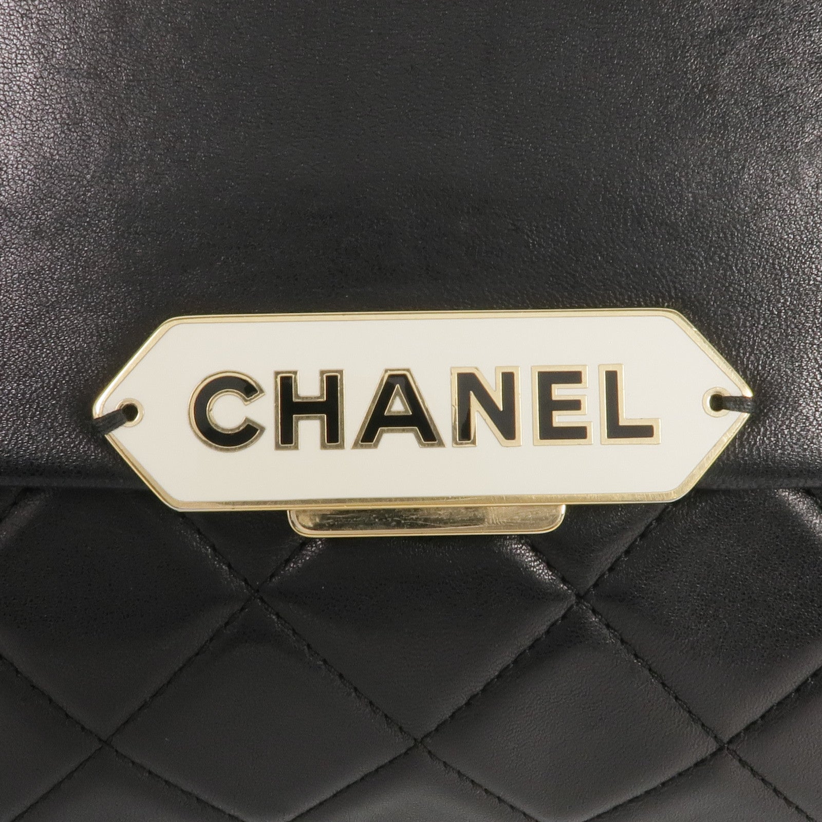 CHANEL 羊皮皮革Chain Shoulder金扣鏈帶肩背袋