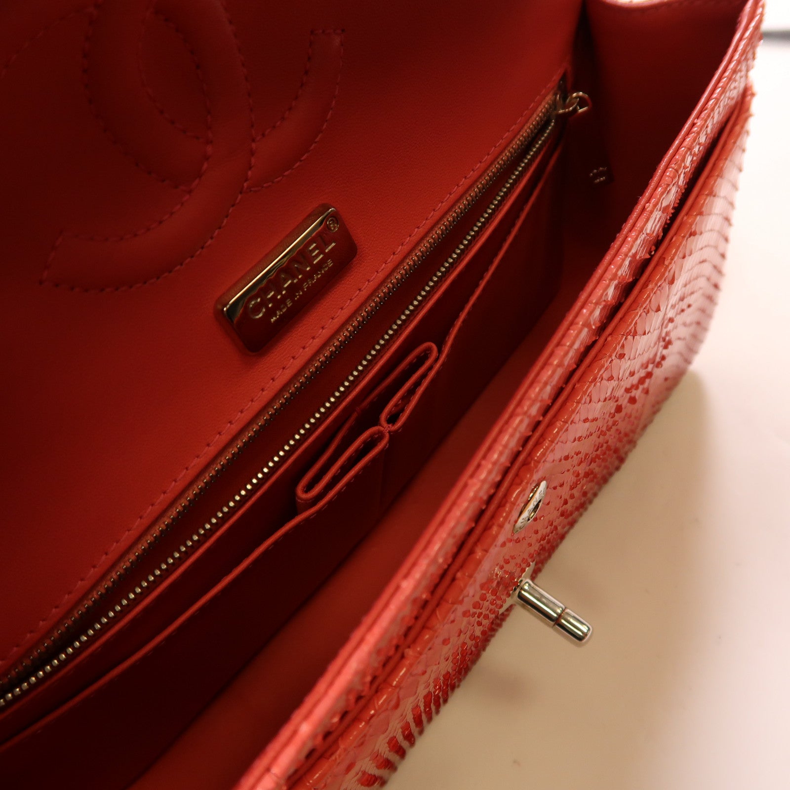 CHANEL 蛇皮皮革Classic 25銀扣鏈帶手挽肩背兩用袋