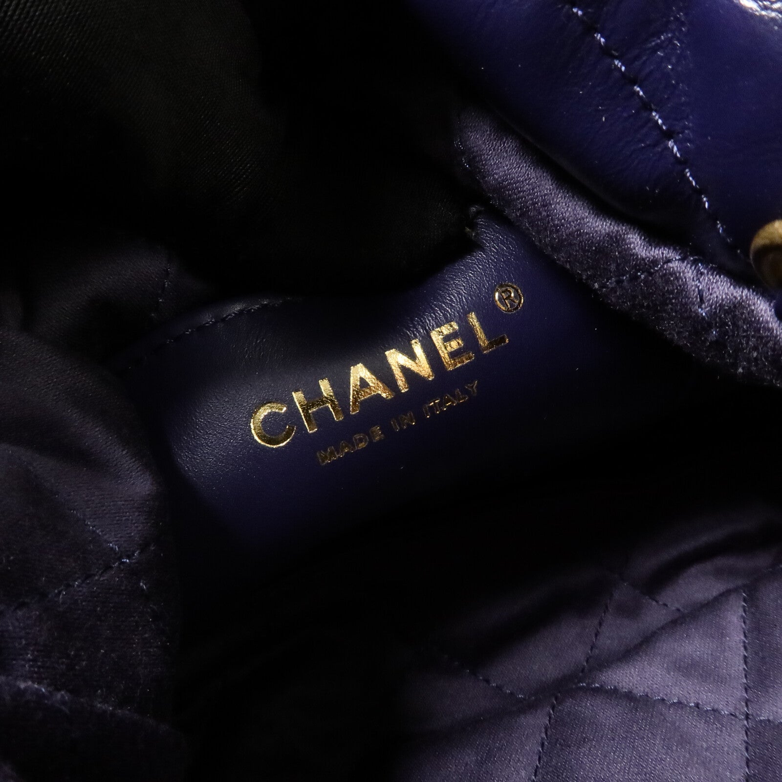 CHANEL 牛皮皮革Chanel 22 Mini手挽肩背兩用袋