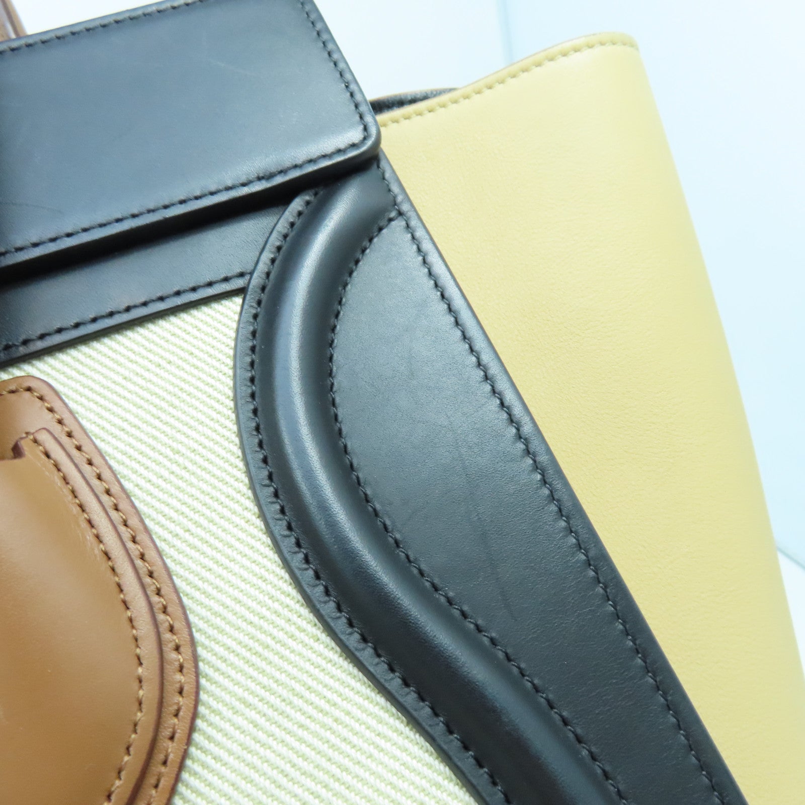 CELINE 牛皮皮革Micro Luggage銀扣手挽袋米色/黑色/啡色