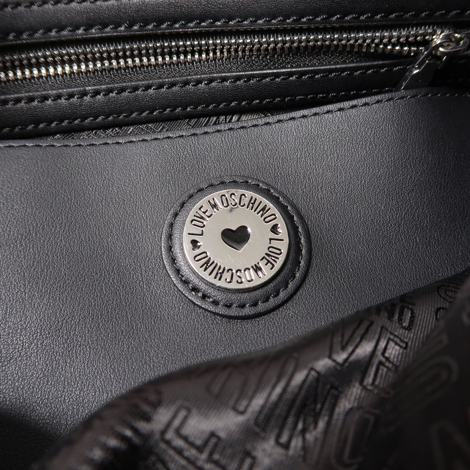 MOSCHINO 皮革Shoulder Bag銀扣肩背袋紅色