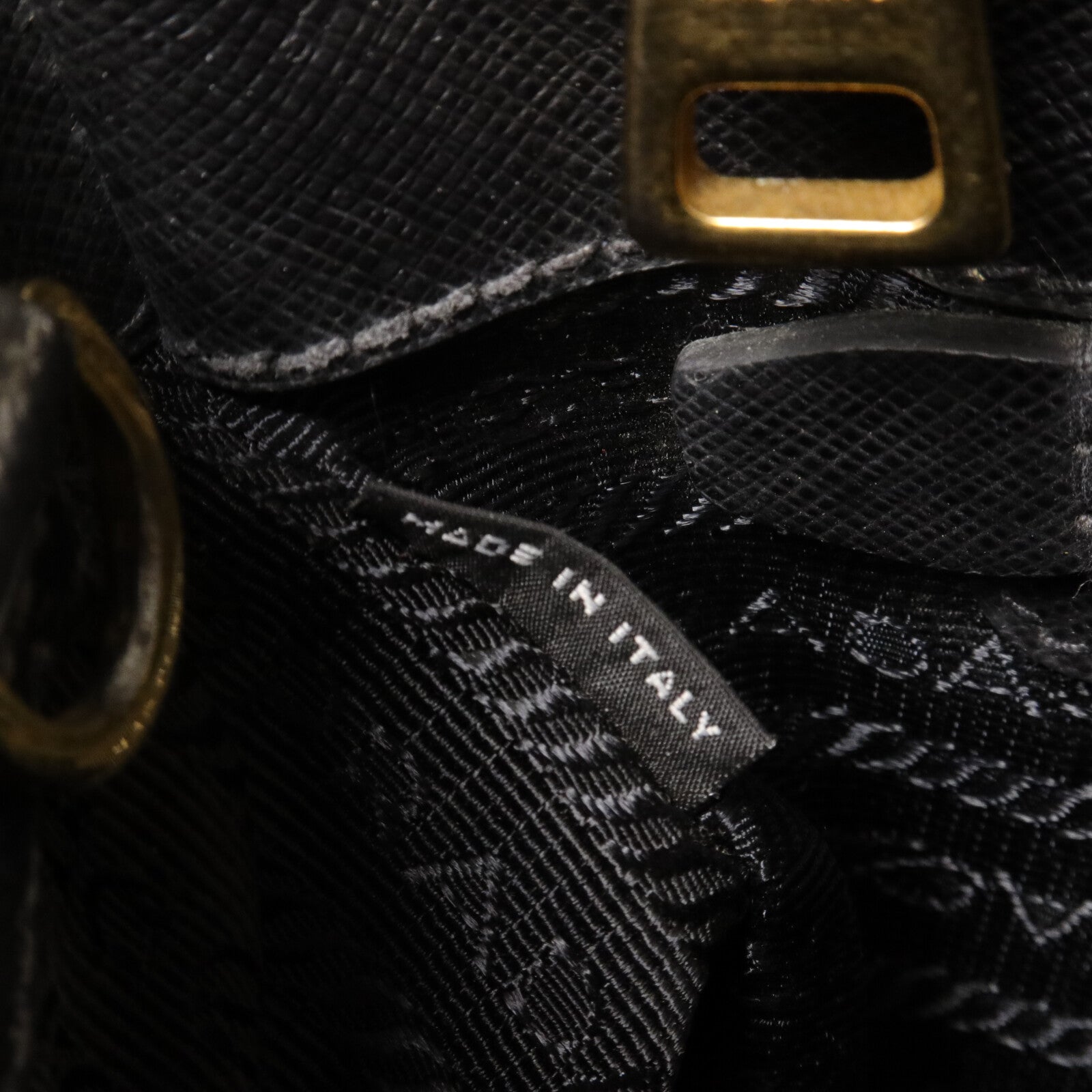 PRADA Saffiano皮革Galleria Bag手挽肩背兩用袋